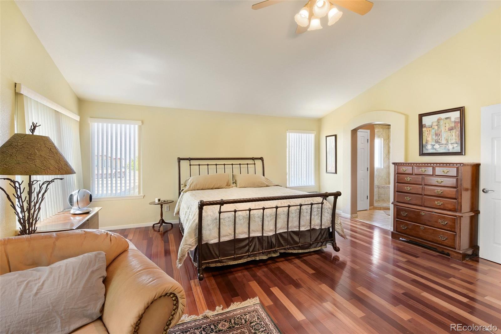MLS Image #15 for 10083  oak leaf way,littleton, Colorado