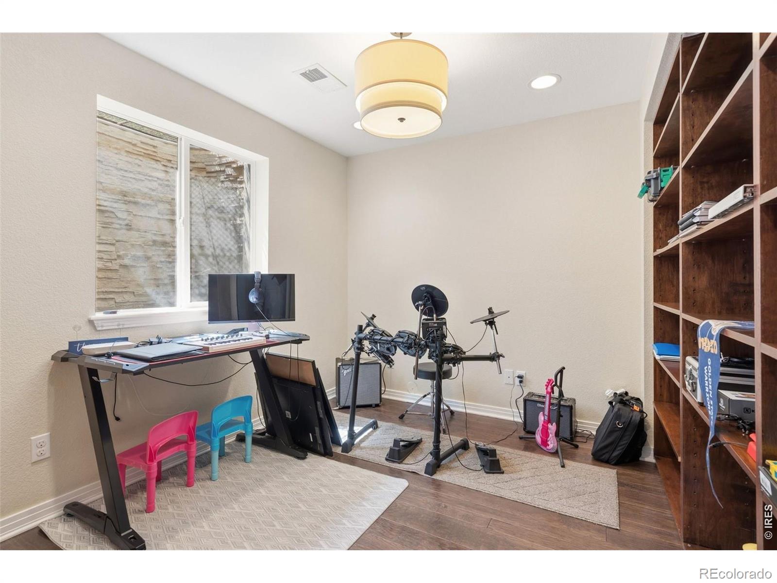 MLS Image #31 for 14363  waterside lane,broomfield, Colorado