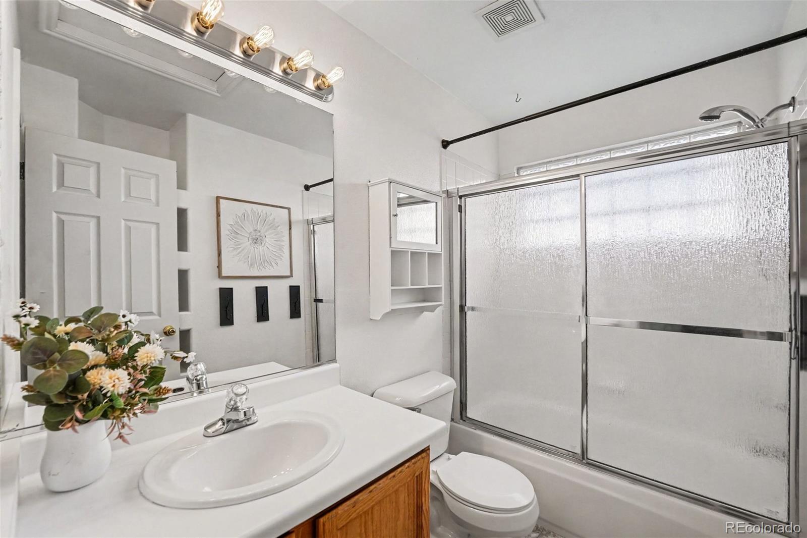 MLS Image #15 for 2552 e 116th avenue,denver, Colorado