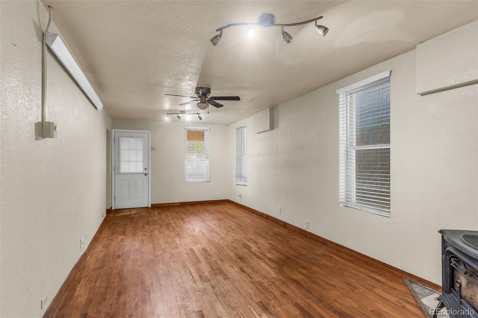 MLS Image #9 for 113-115 w 6th ,florence, Colorado