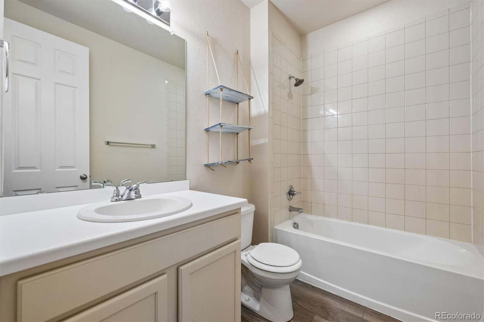 MLS Image #4 for 10595  akron street,henderson, Colorado