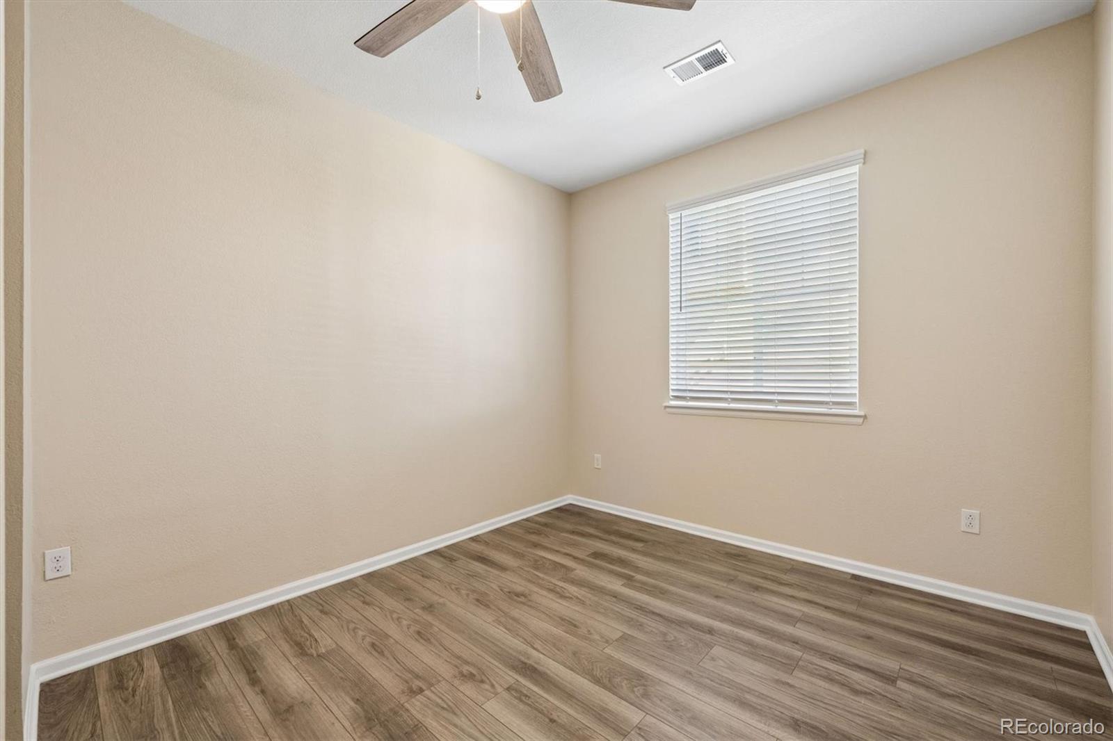 MLS Image #5 for 10595  akron street,henderson, Colorado