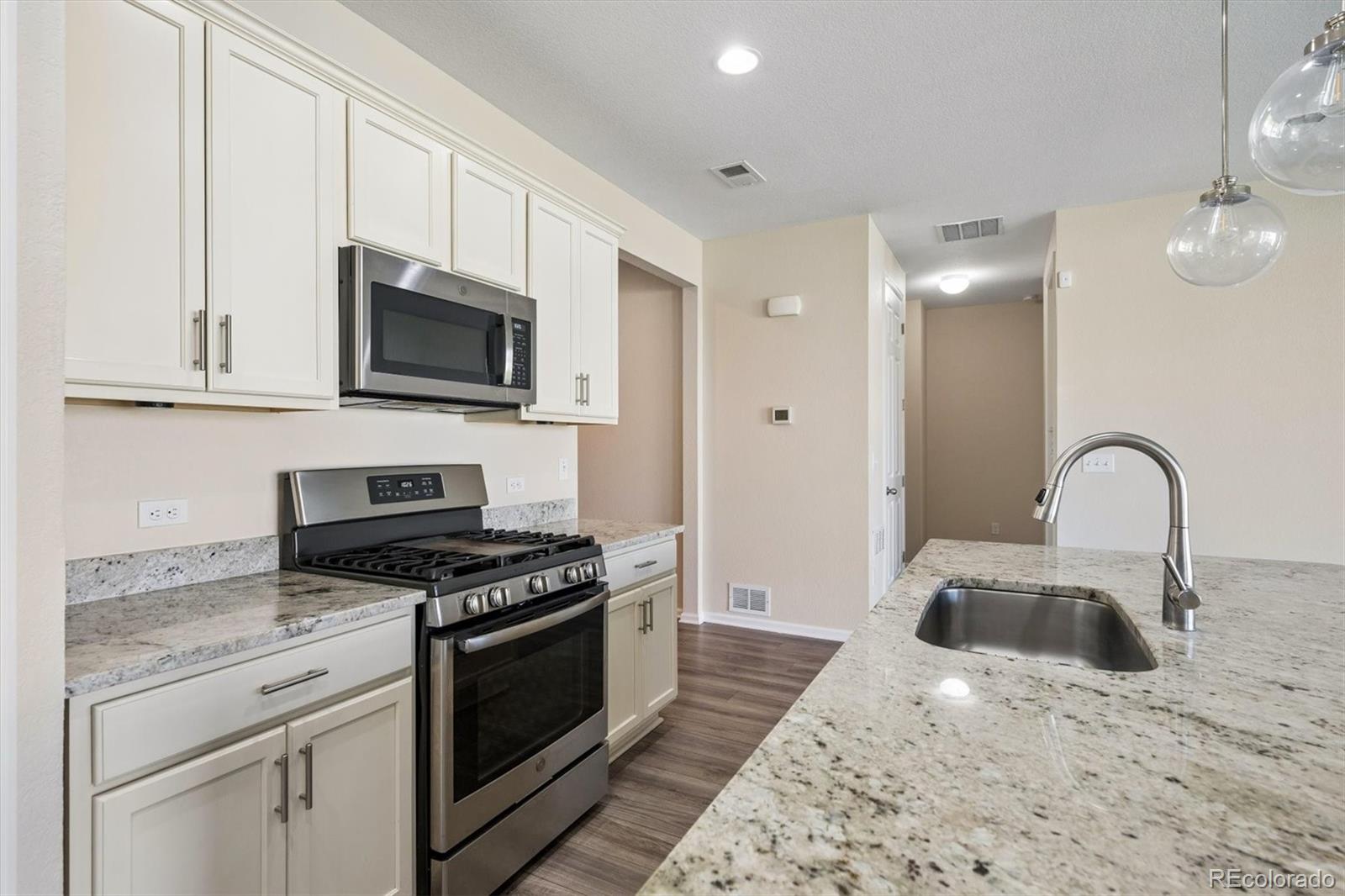 MLS Image #9 for 10595  akron street,henderson, Colorado