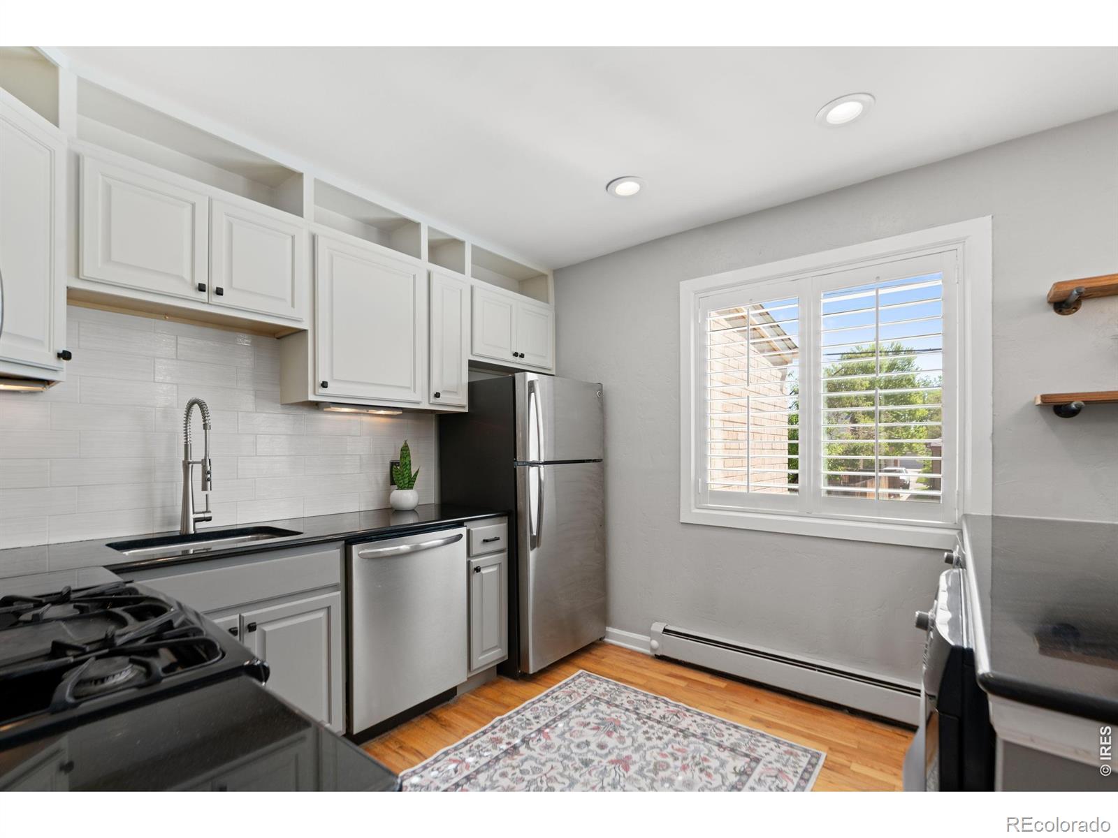MLS Image #10 for 762  dexter street,denver, Colorado