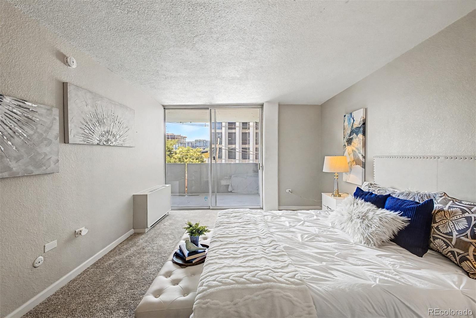 MLS Image #12 for 909 n logan street,denver, Colorado