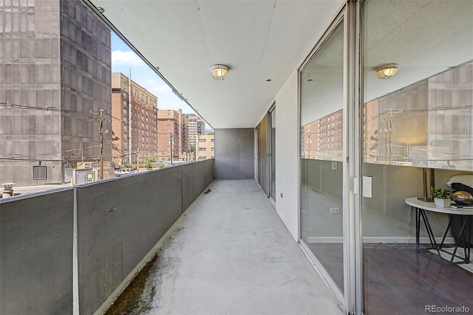 MLS Image #20 for 909 n logan street,denver, Colorado