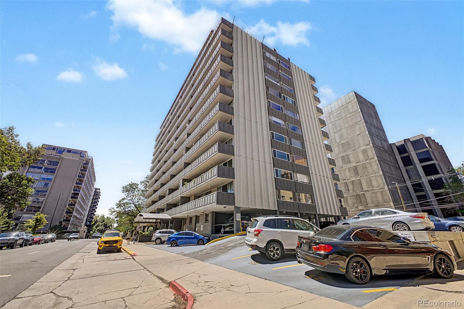 MLS Image #23 for 909 n logan street,denver, Colorado