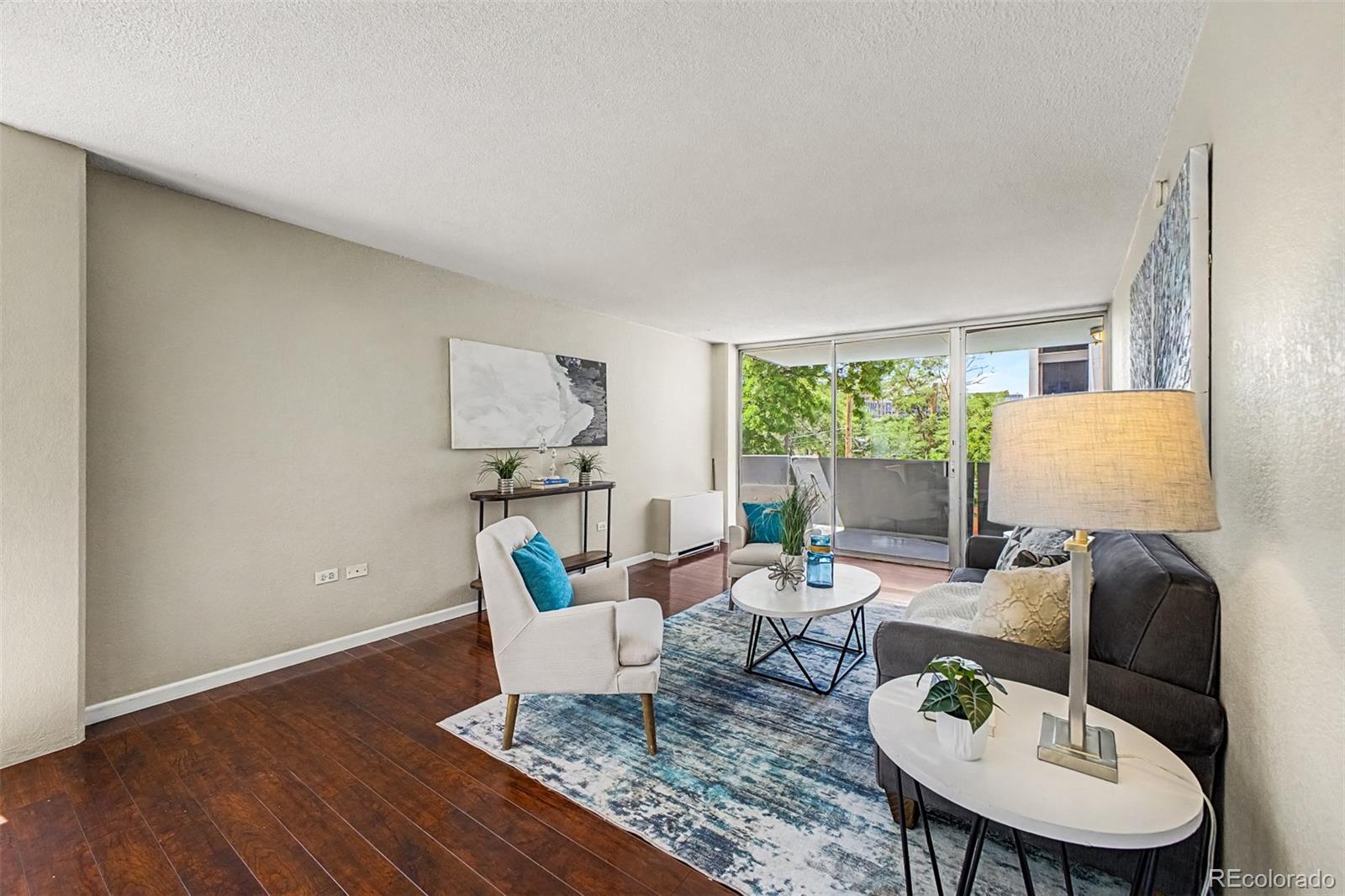 MLS Image #3 for 909 n logan street,denver, Colorado