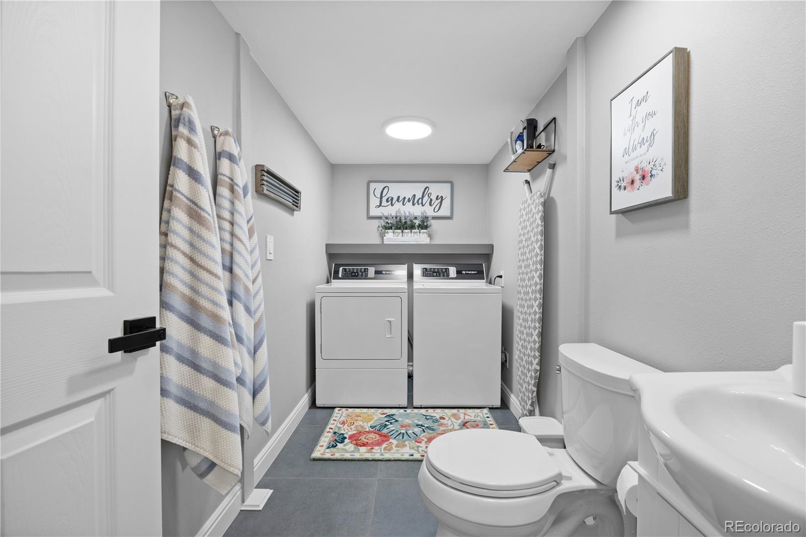 MLS Image #14 for 11025 e berry avenue,englewood, Colorado
