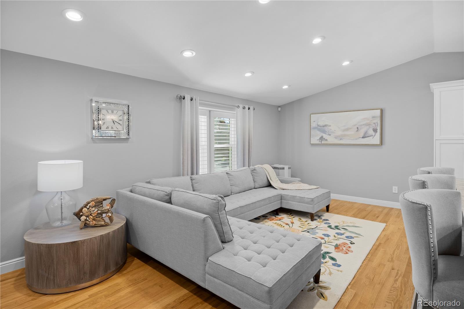MLS Image #3 for 11025 e berry avenue,englewood, Colorado