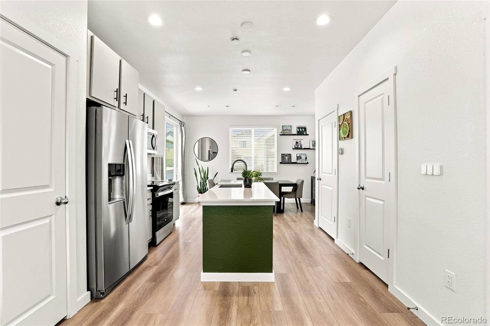 MLS Image #15 for 5026 n walden way,denver, Colorado