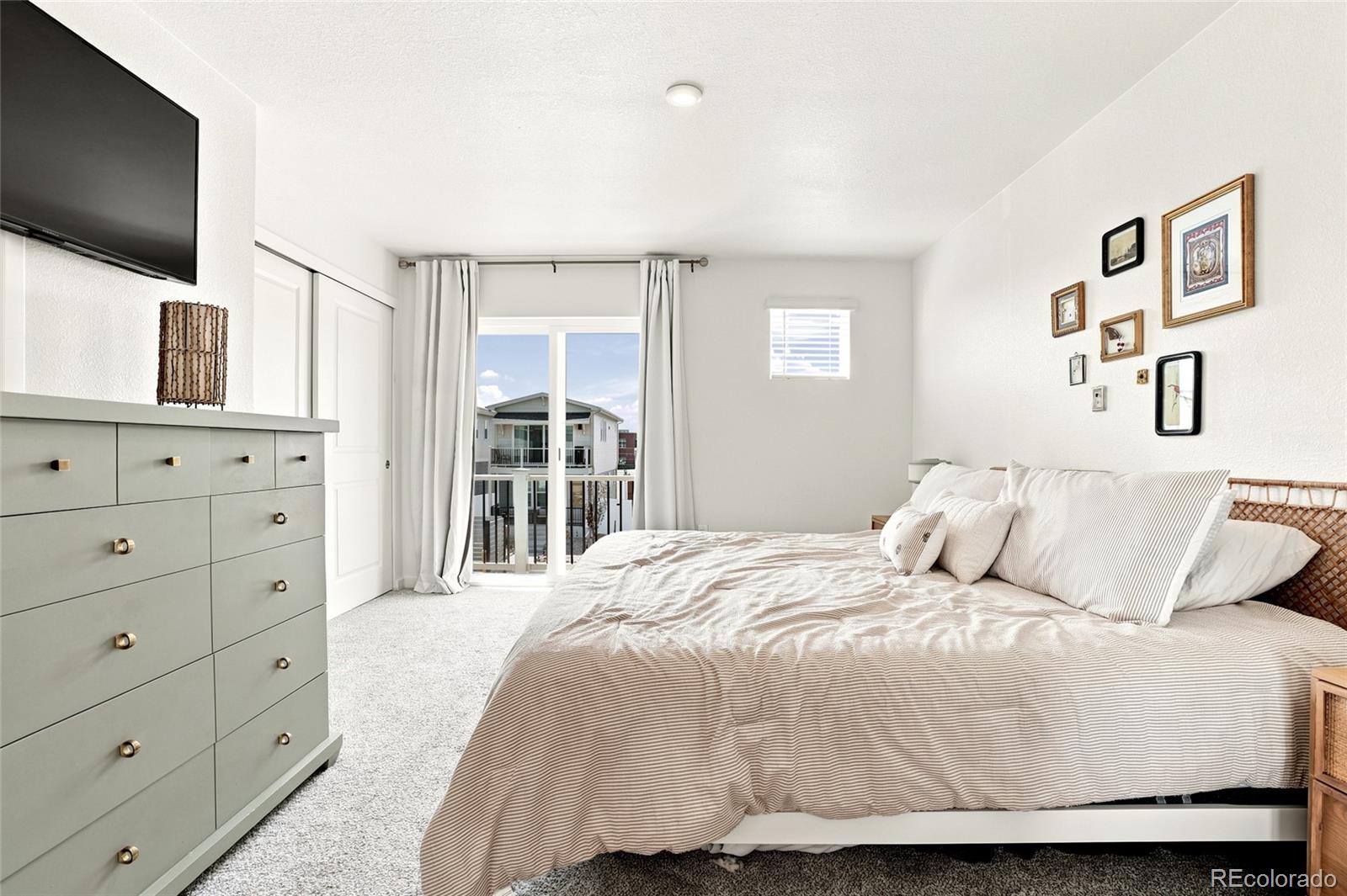 MLS Image #24 for 5026 n walden way,denver, Colorado