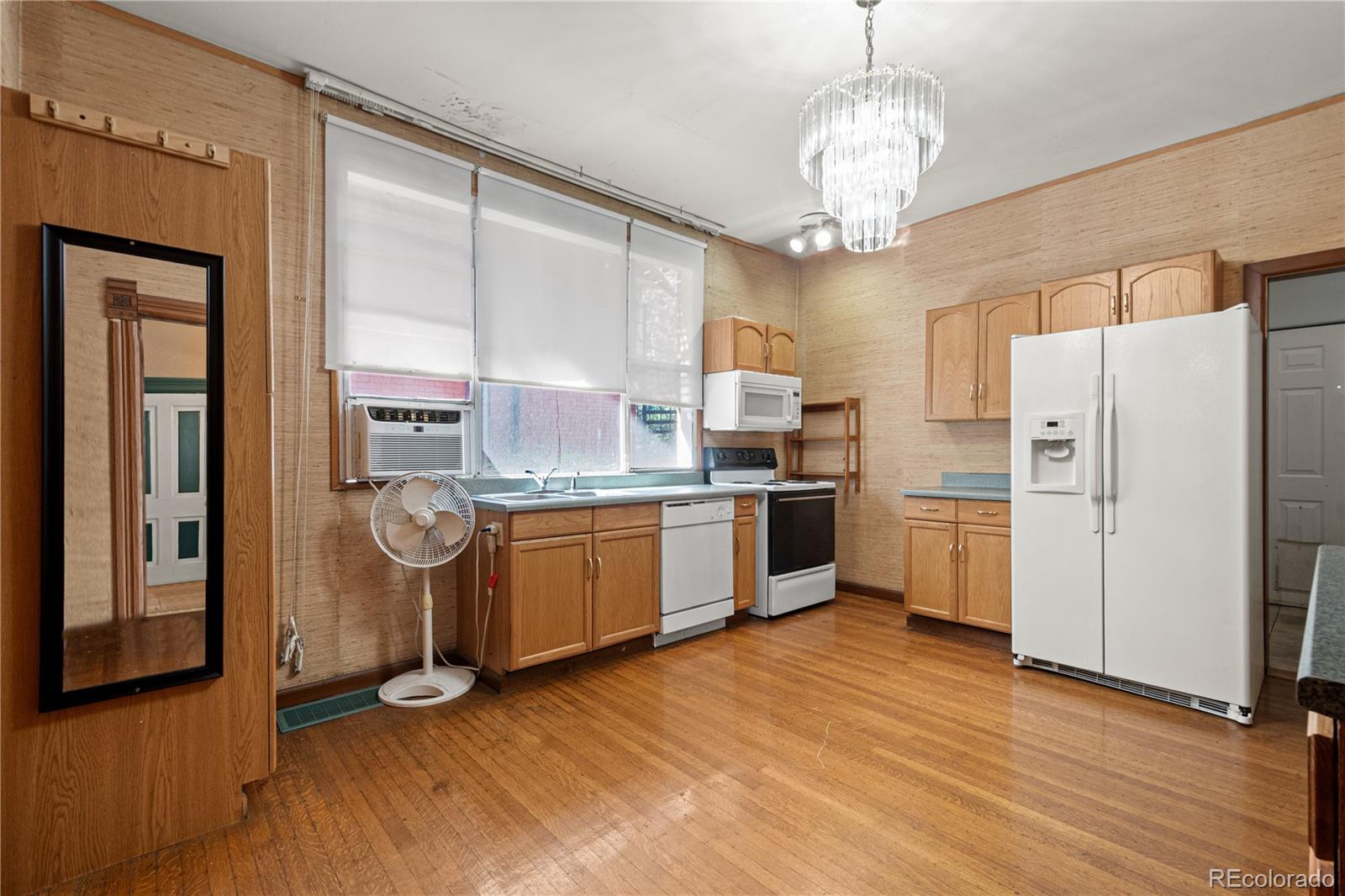 MLS Image #12 for 1325  josephine street,denver, Colorado