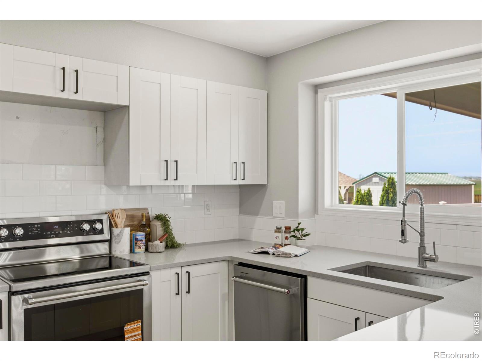 MLS Image #10 for 201  cheyenne drive,berthoud, Colorado
