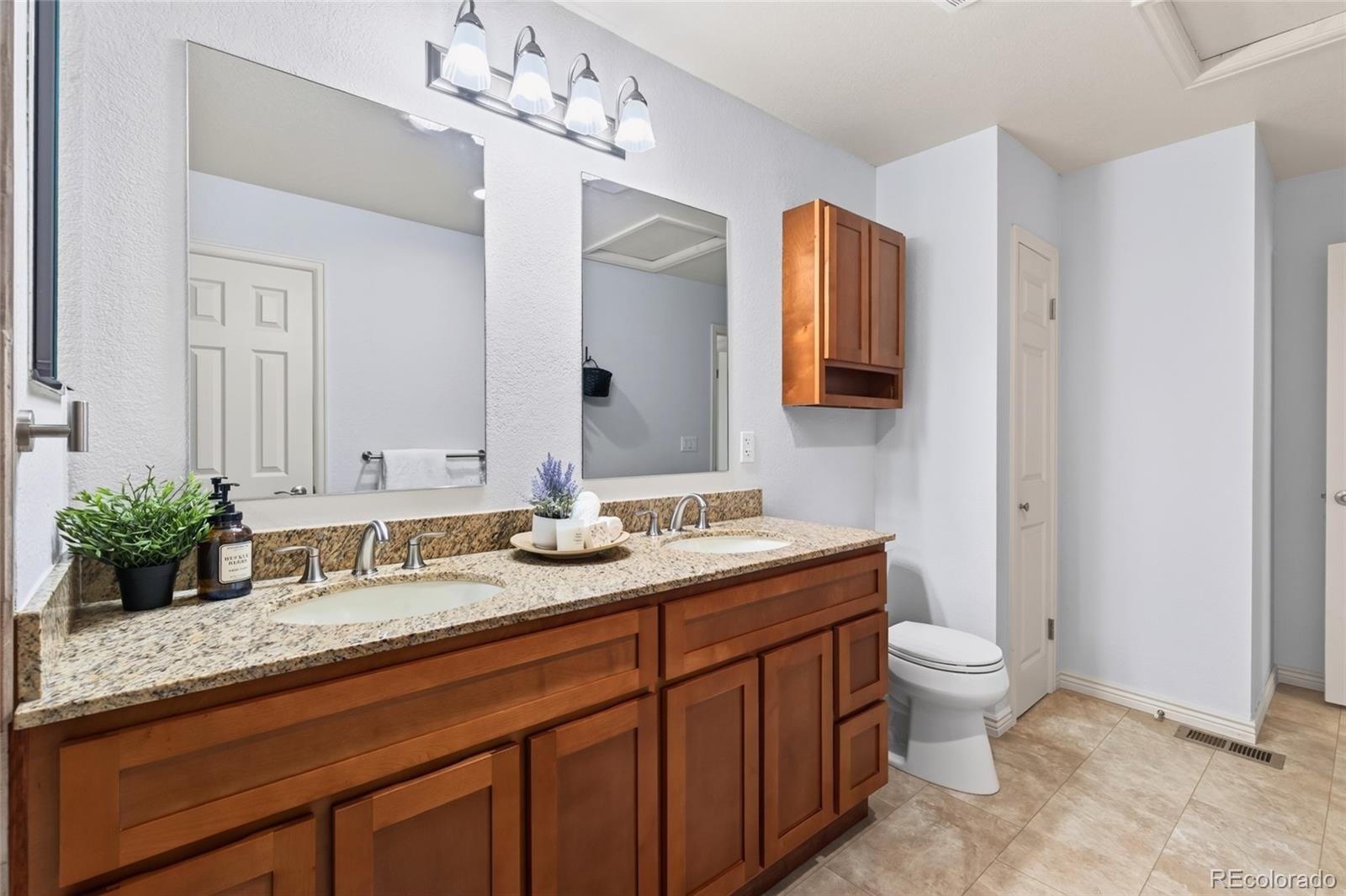 MLS Image #20 for 10650 w 63rd avenue,arvada, Colorado