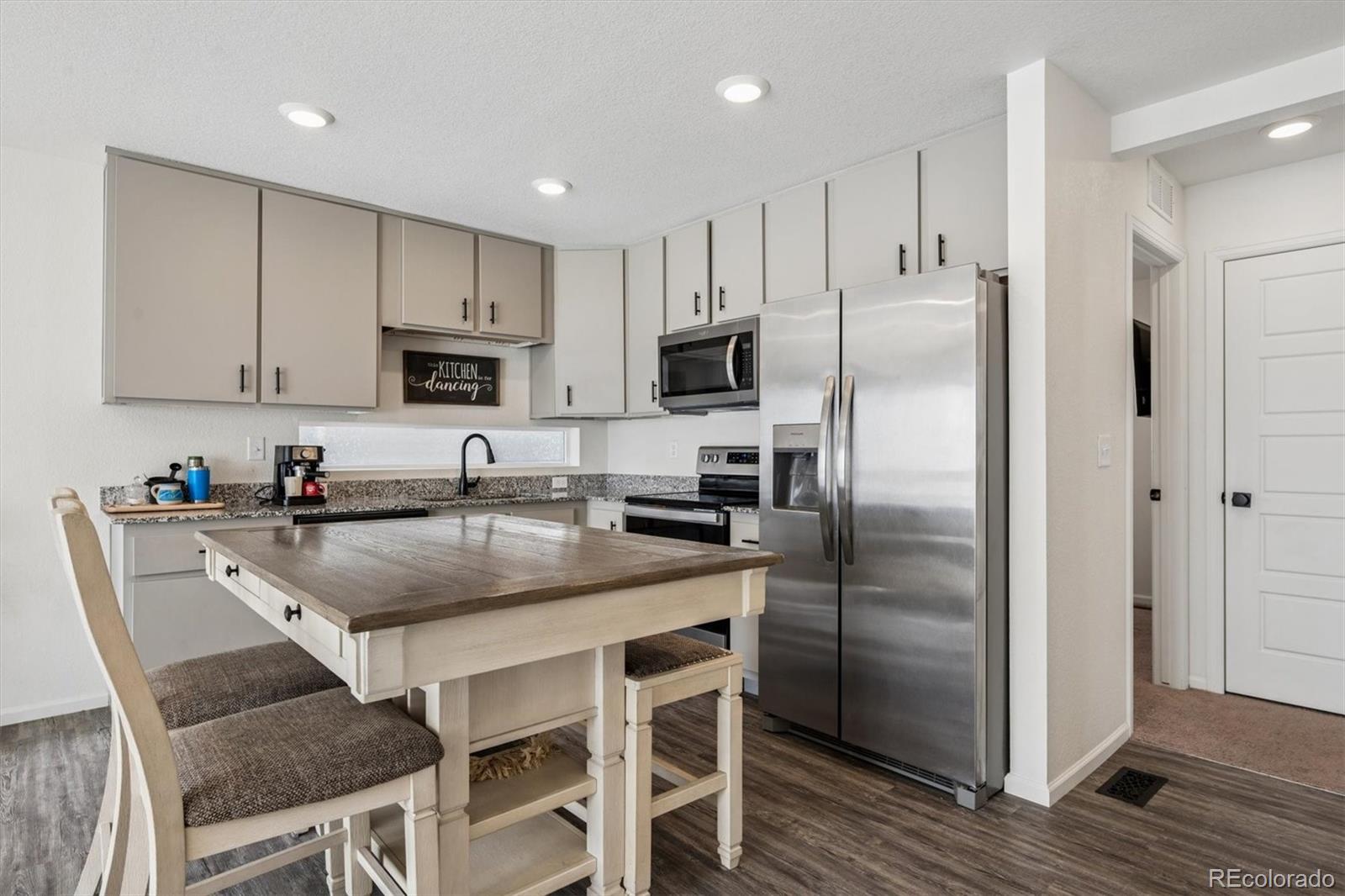 MLS Image #4 for 18222 e 51st place,denver, Colorado