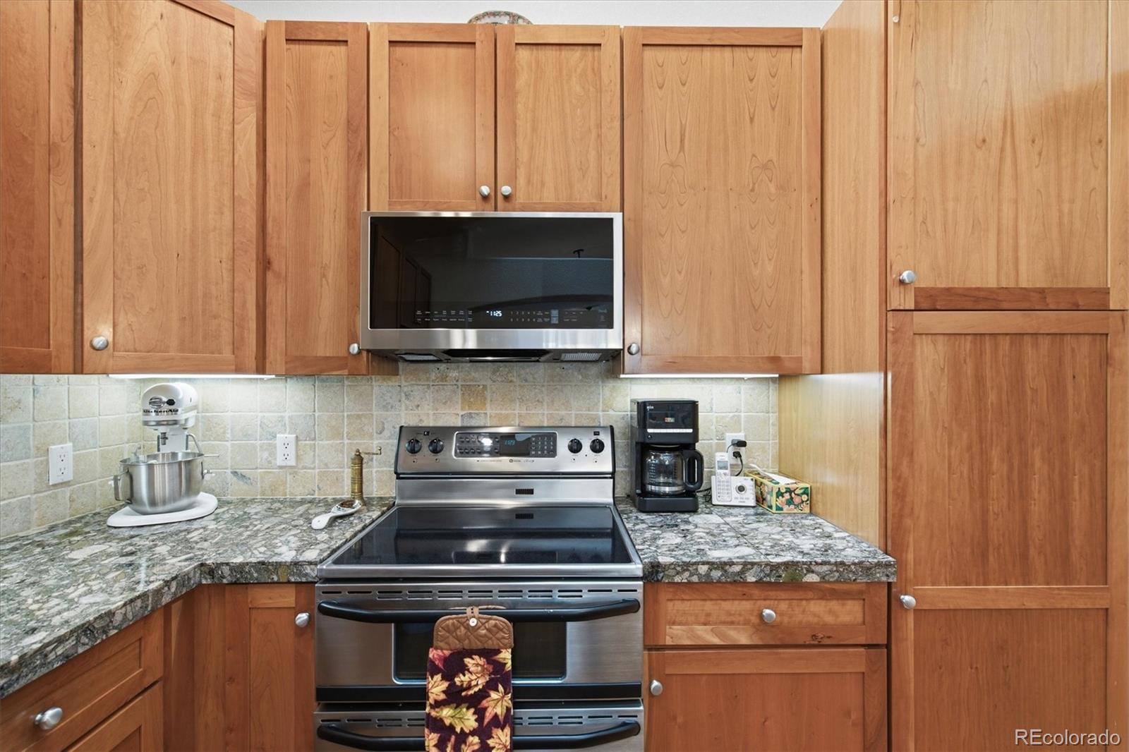 MLS Image #14 for 9776 s johnson court,littleton, Colorado
