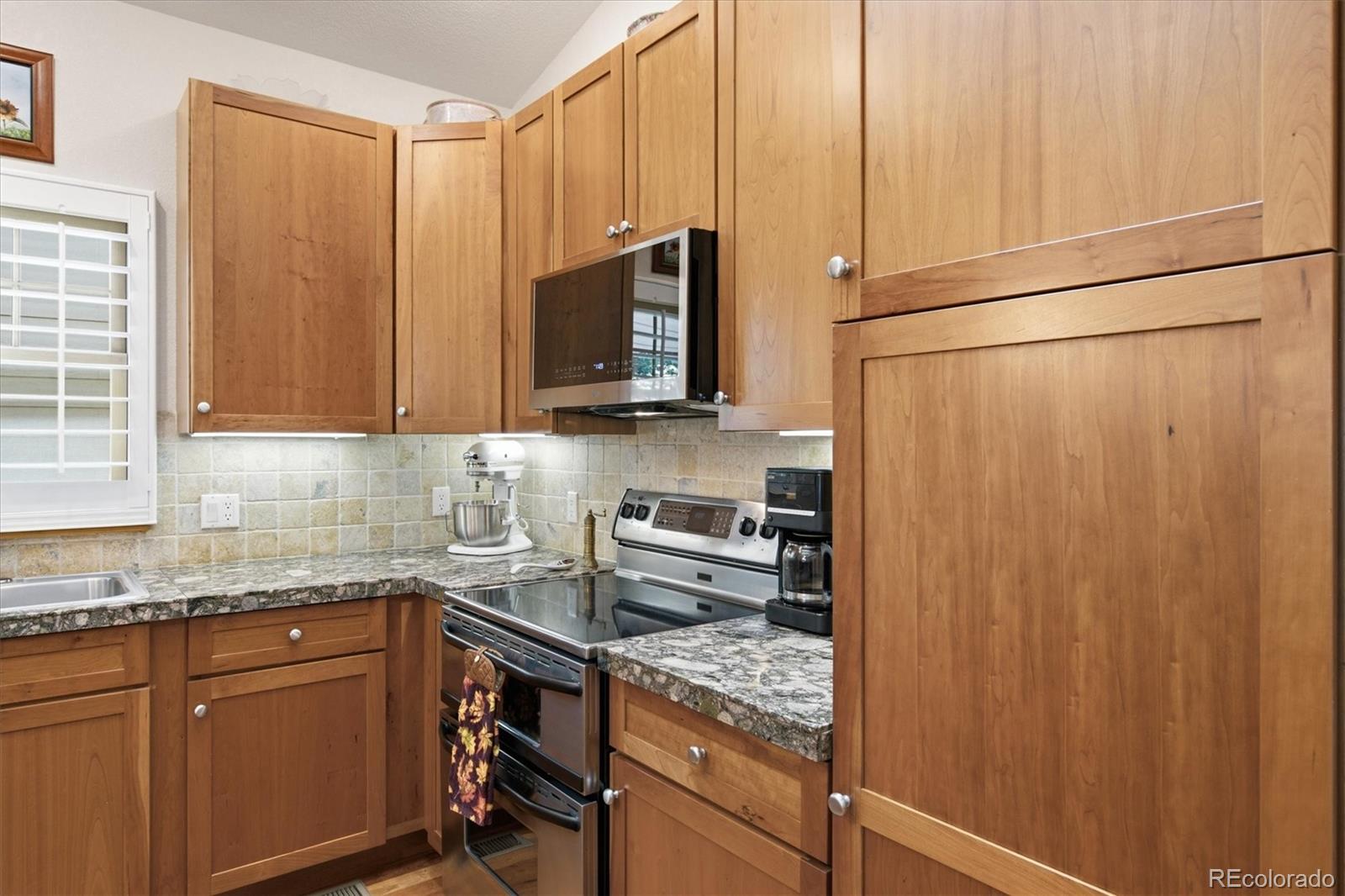 MLS Image #15 for 9776 s johnson court,littleton, Colorado