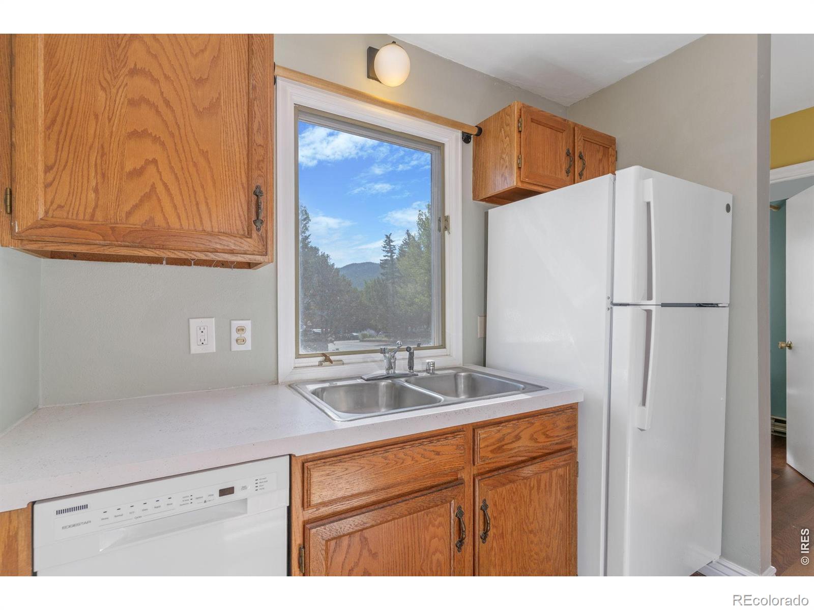 MLS Image #17 for 1050 s saint vrain avenue,estes park, Colorado