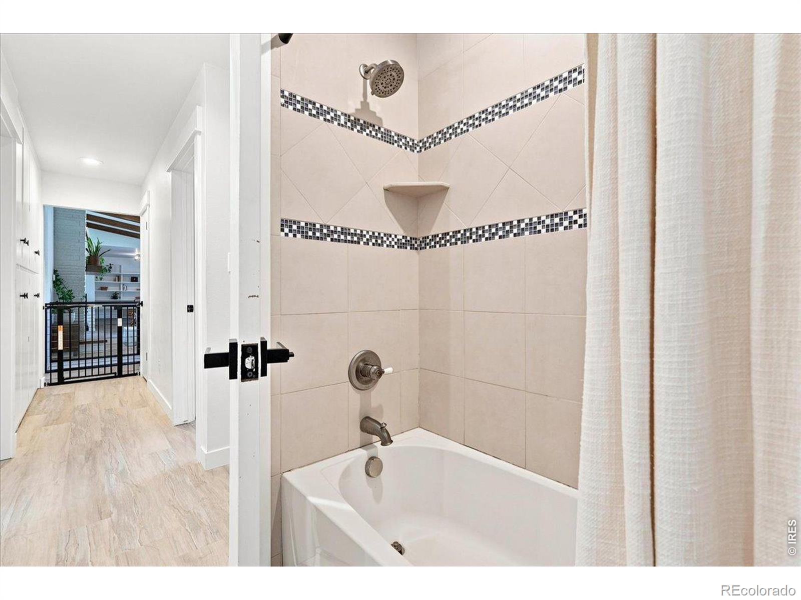 MLS Image #34 for 1809  seminole drive,fort collins, Colorado