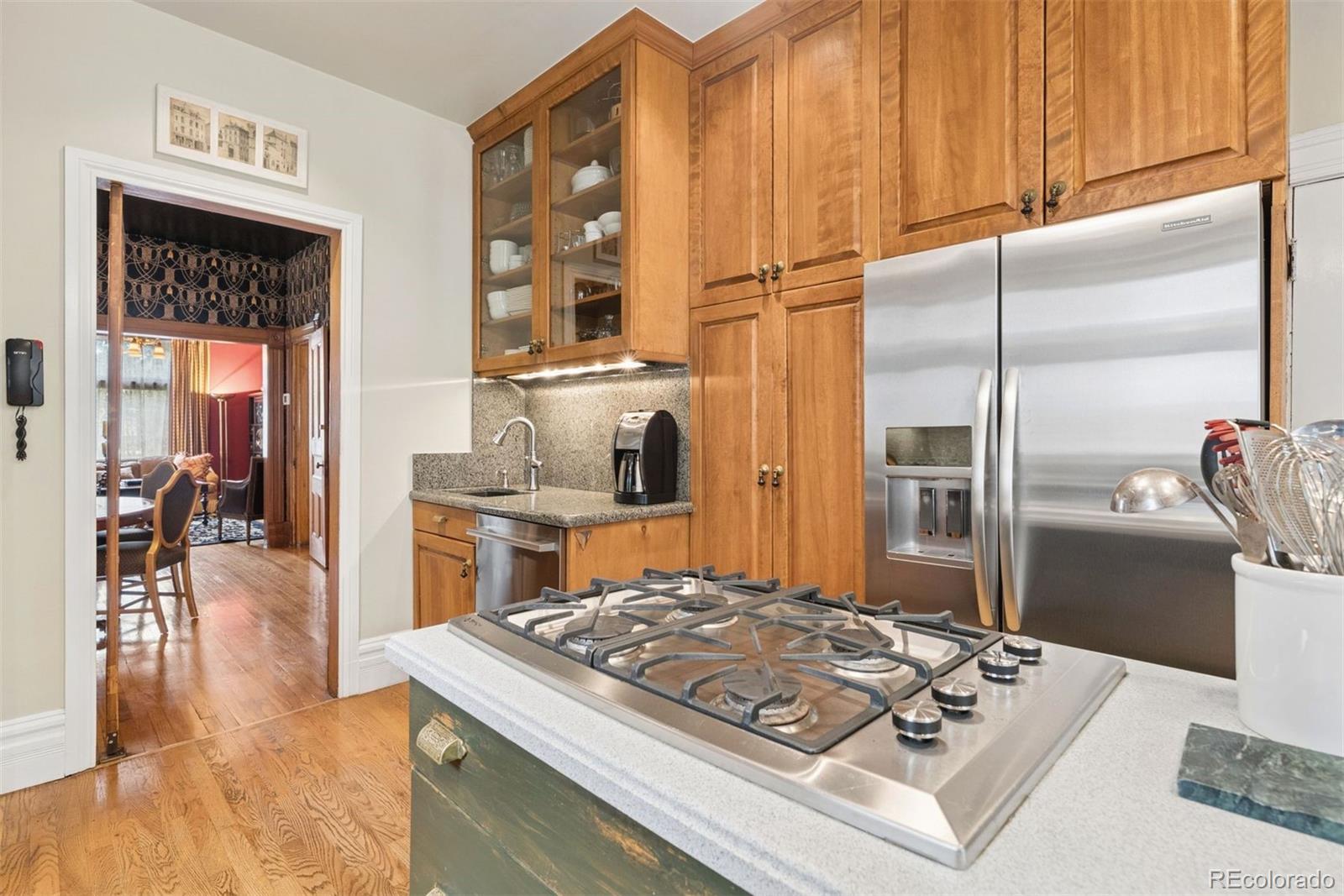 MLS Image #24 for 1360 n corona street,denver, Colorado