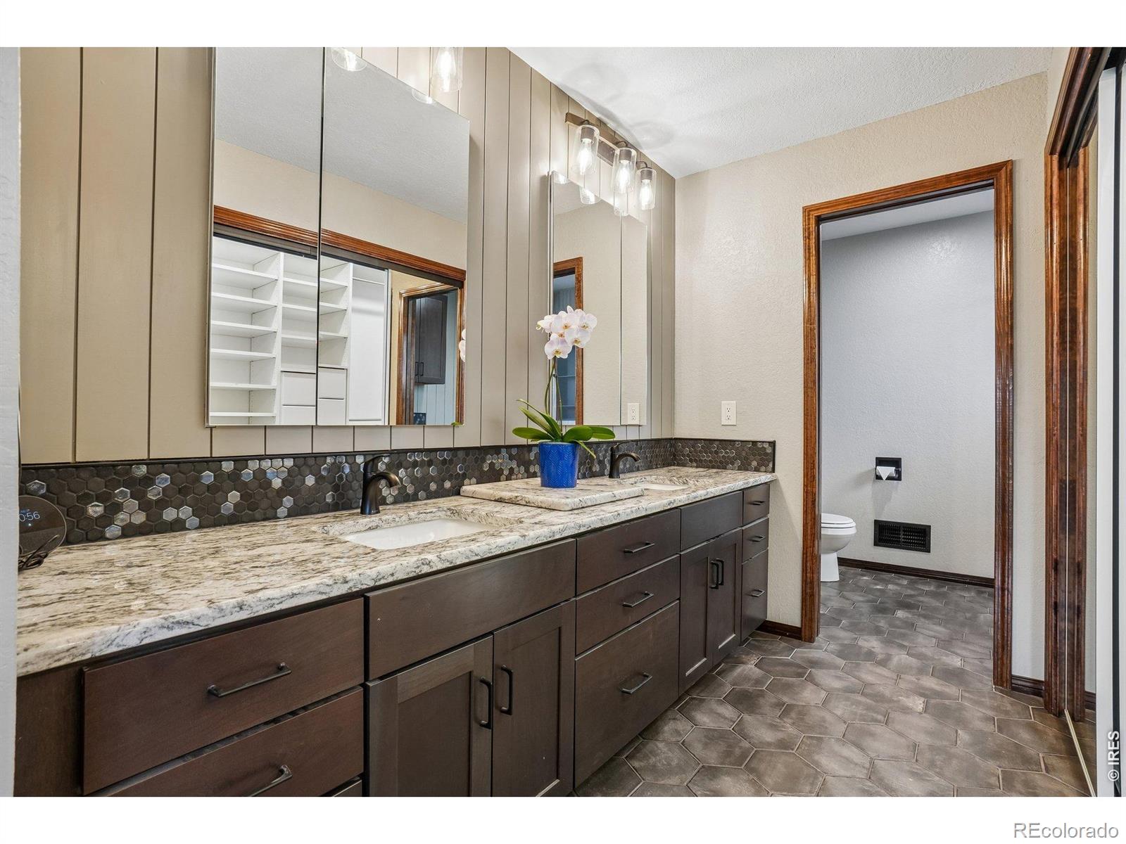MLS Image #15 for 4901  beverly drive,berthoud, Colorado