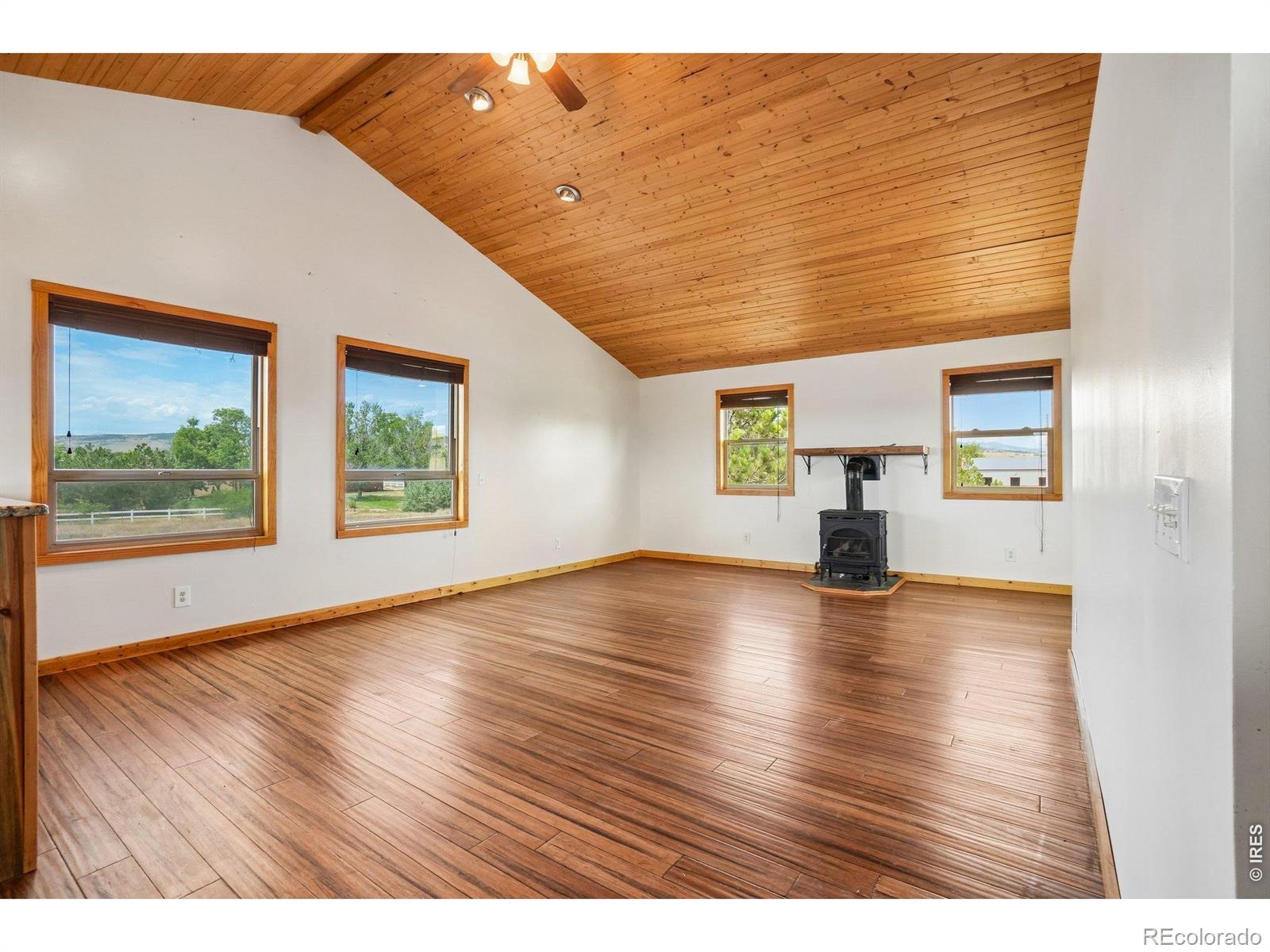 MLS Image #33 for 4901  beverly drive,berthoud, Colorado