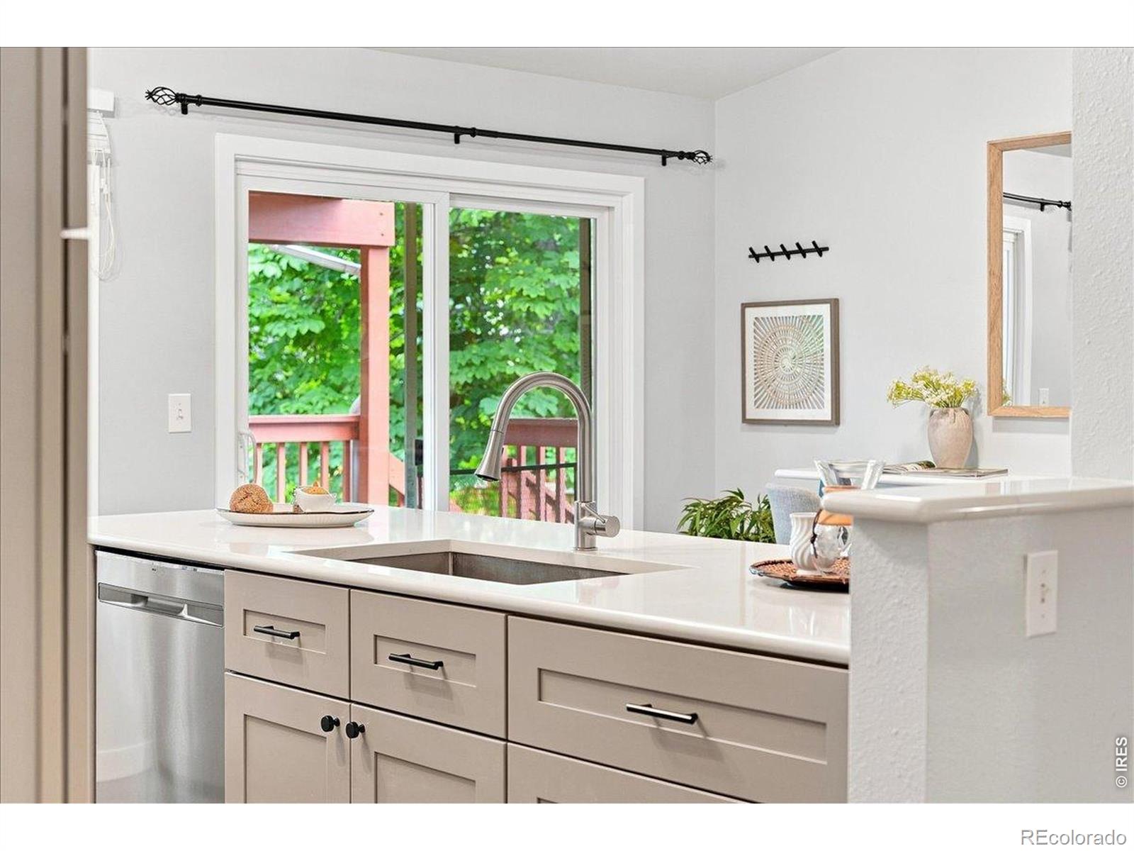 MLS Image #5 for 1125  stratborough lane,fort collins, Colorado
