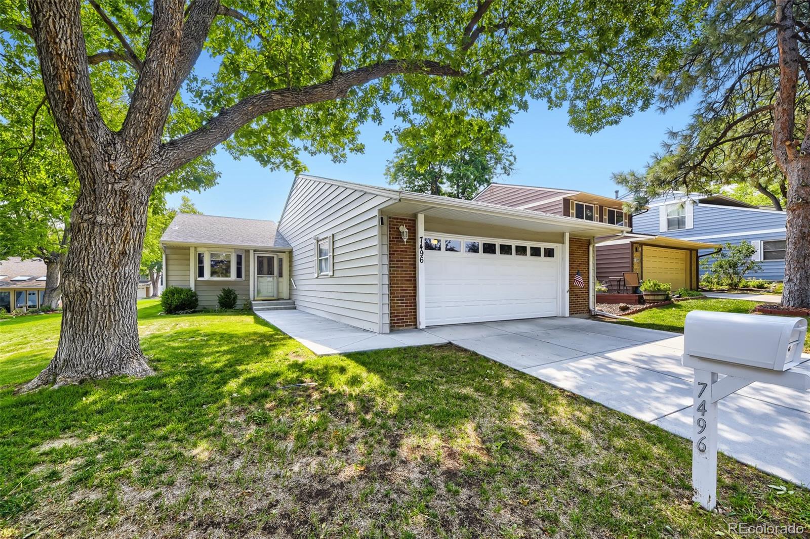 MLS Image #1 for 7496 w cedar circle,lakewood, Colorado