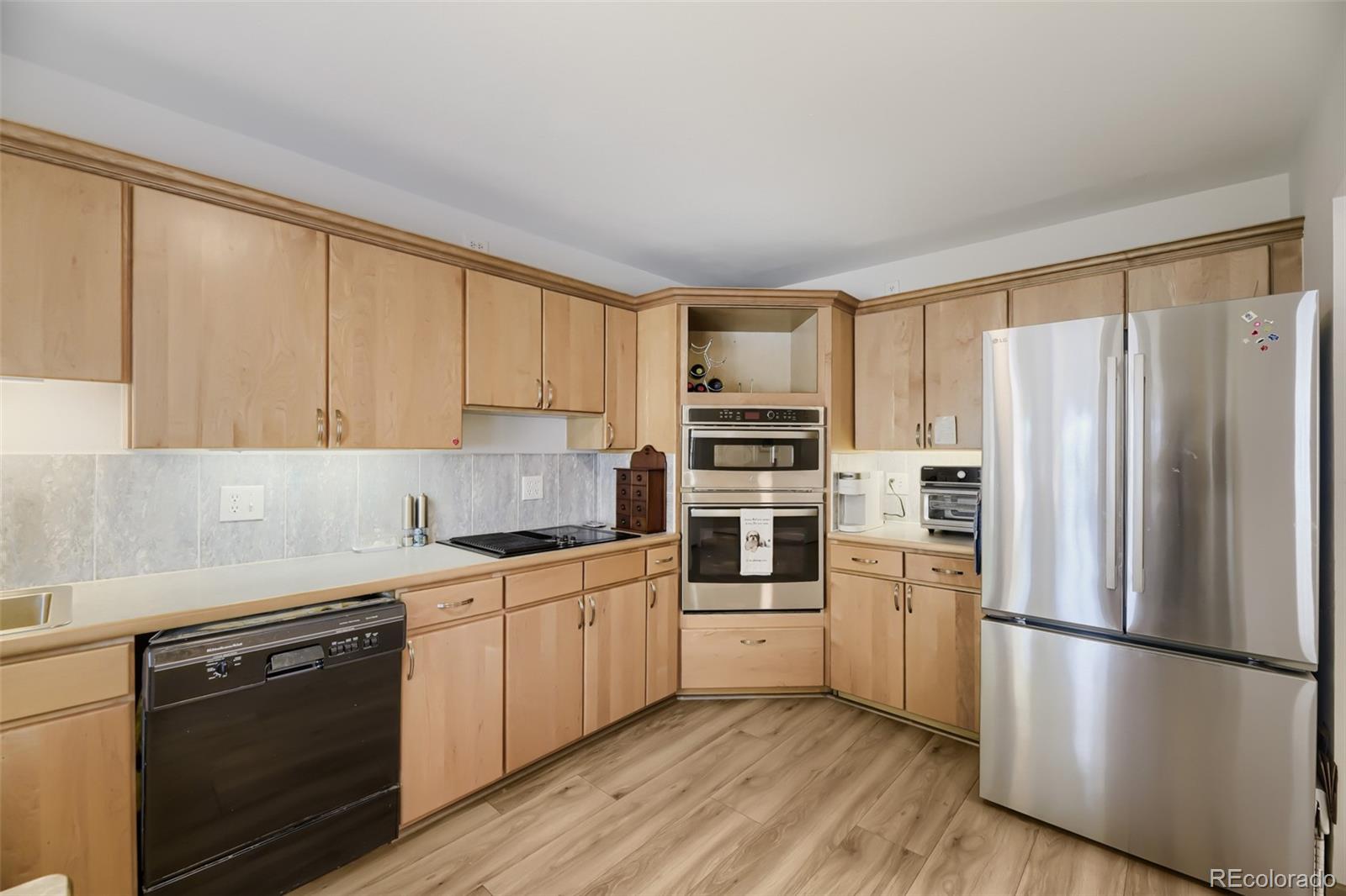 MLS Image #10 for 7496 w cedar circle,lakewood, Colorado