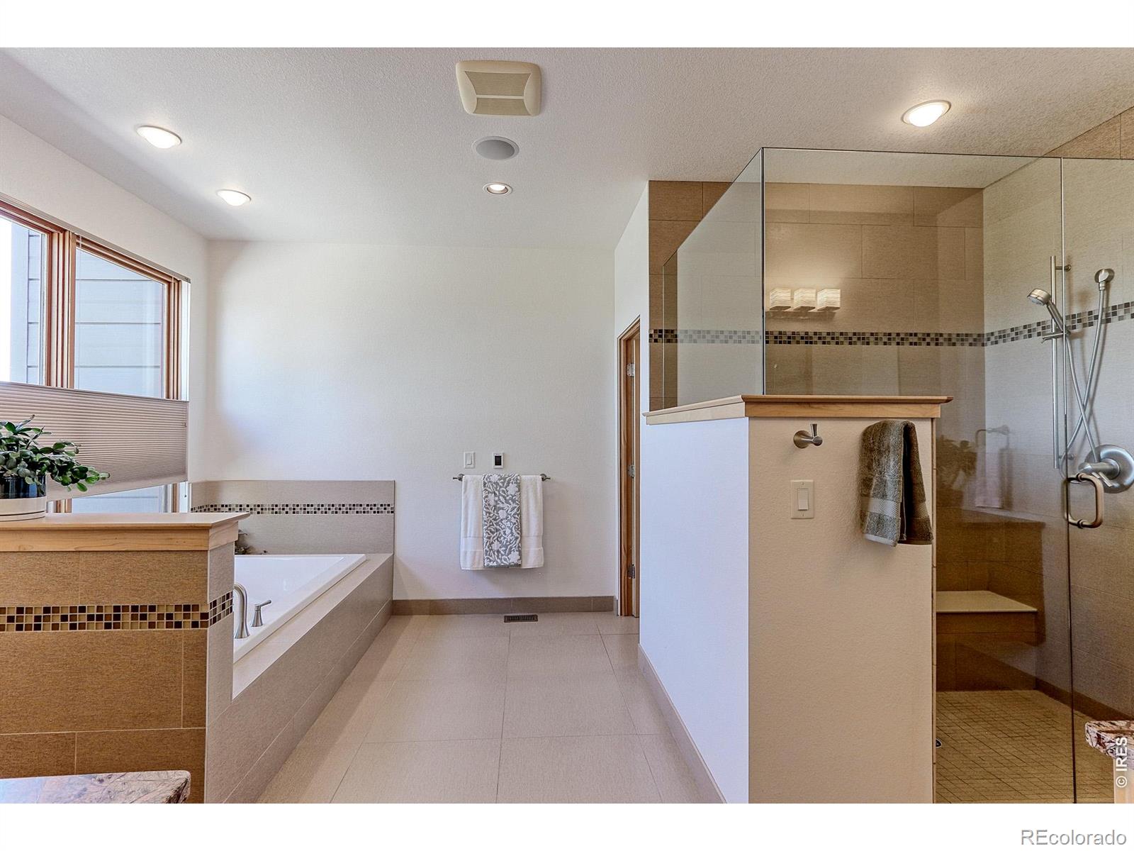 MLS Image #20 for 115 s county road 23 ,berthoud, Colorado