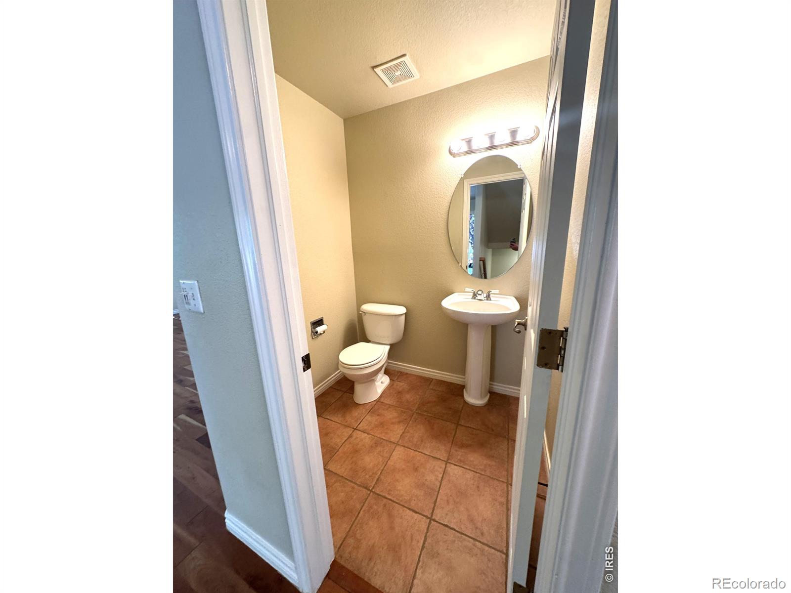 MLS Image #13 for 1202  della street,longmont, Colorado