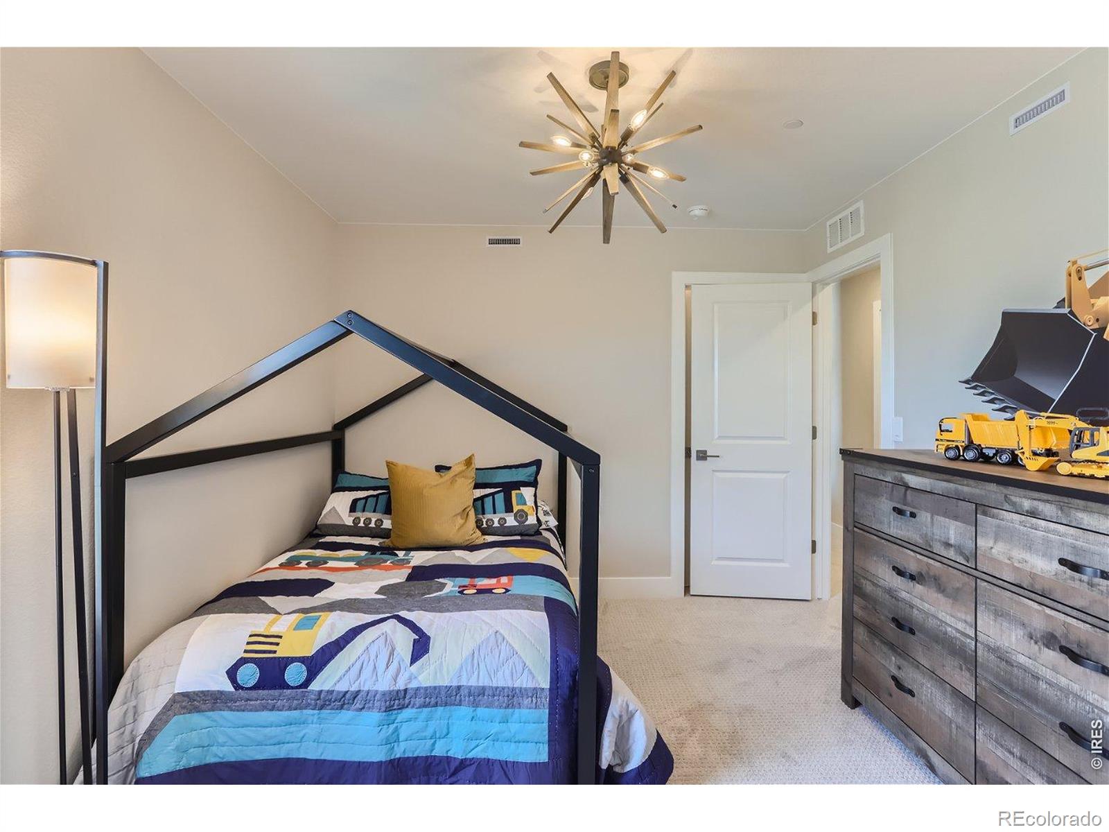 MLS Image #16 for 2840  bear springs circle,longmont, Colorado