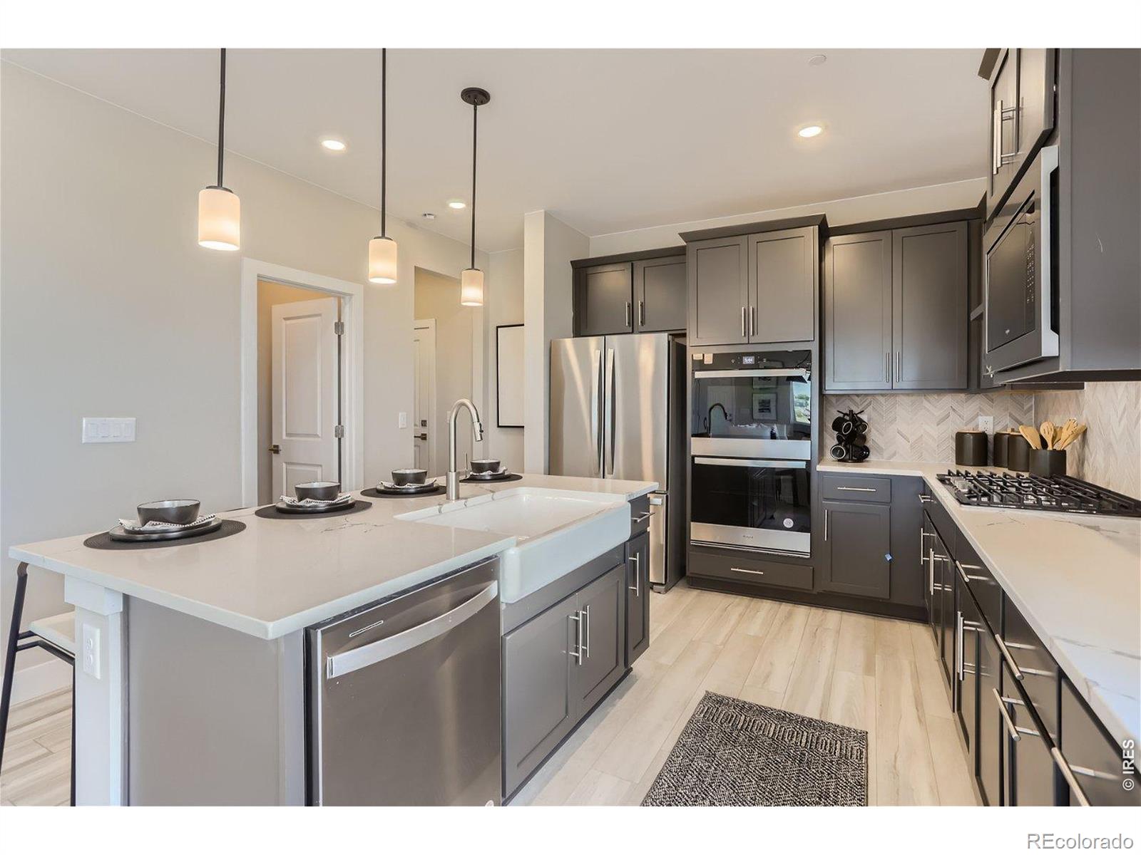MLS Image #3 for 2840  bear springs circle,longmont, Colorado