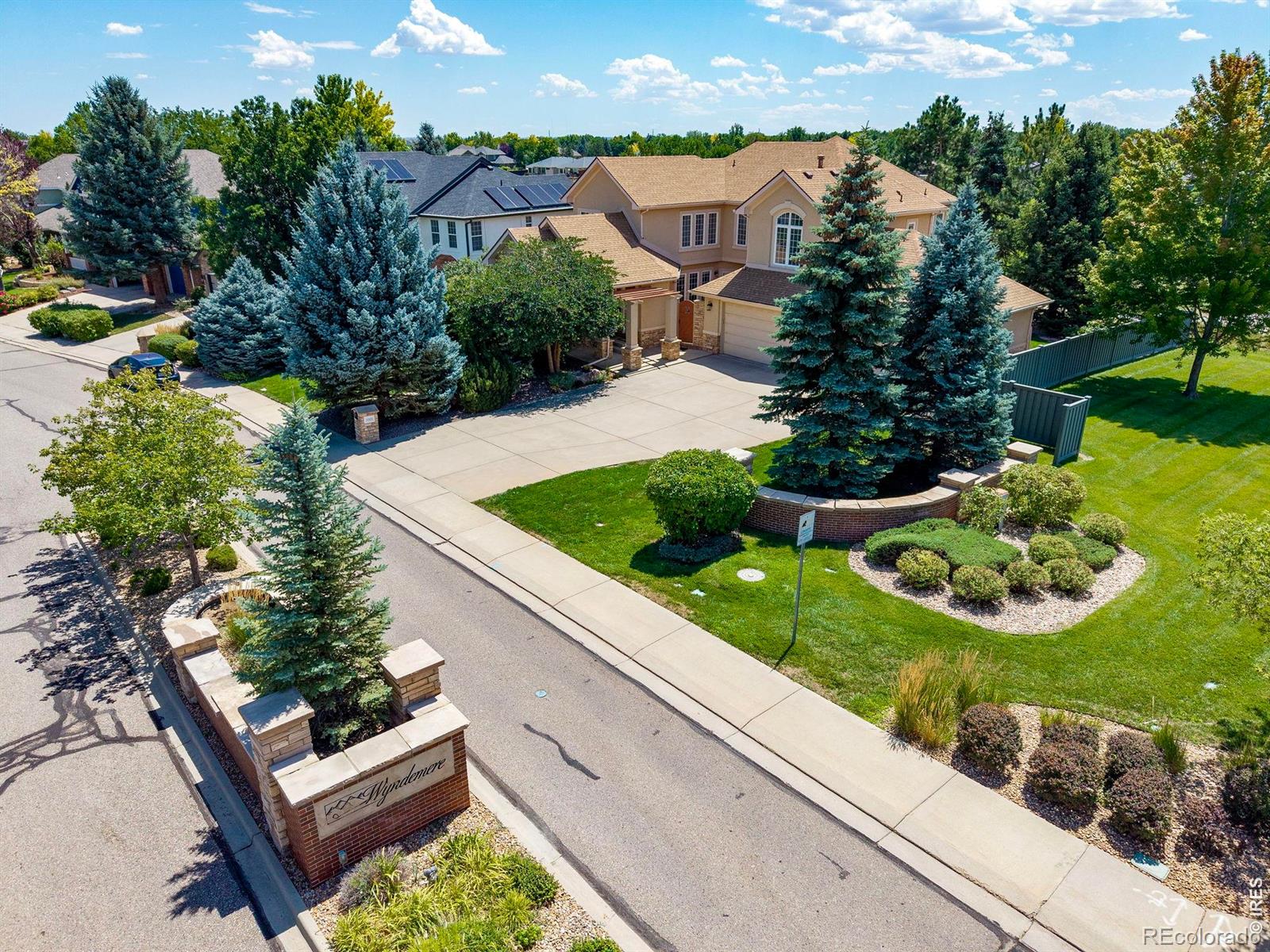 MLS Image #2 for 1001  wyndemere circle,longmont, Colorado