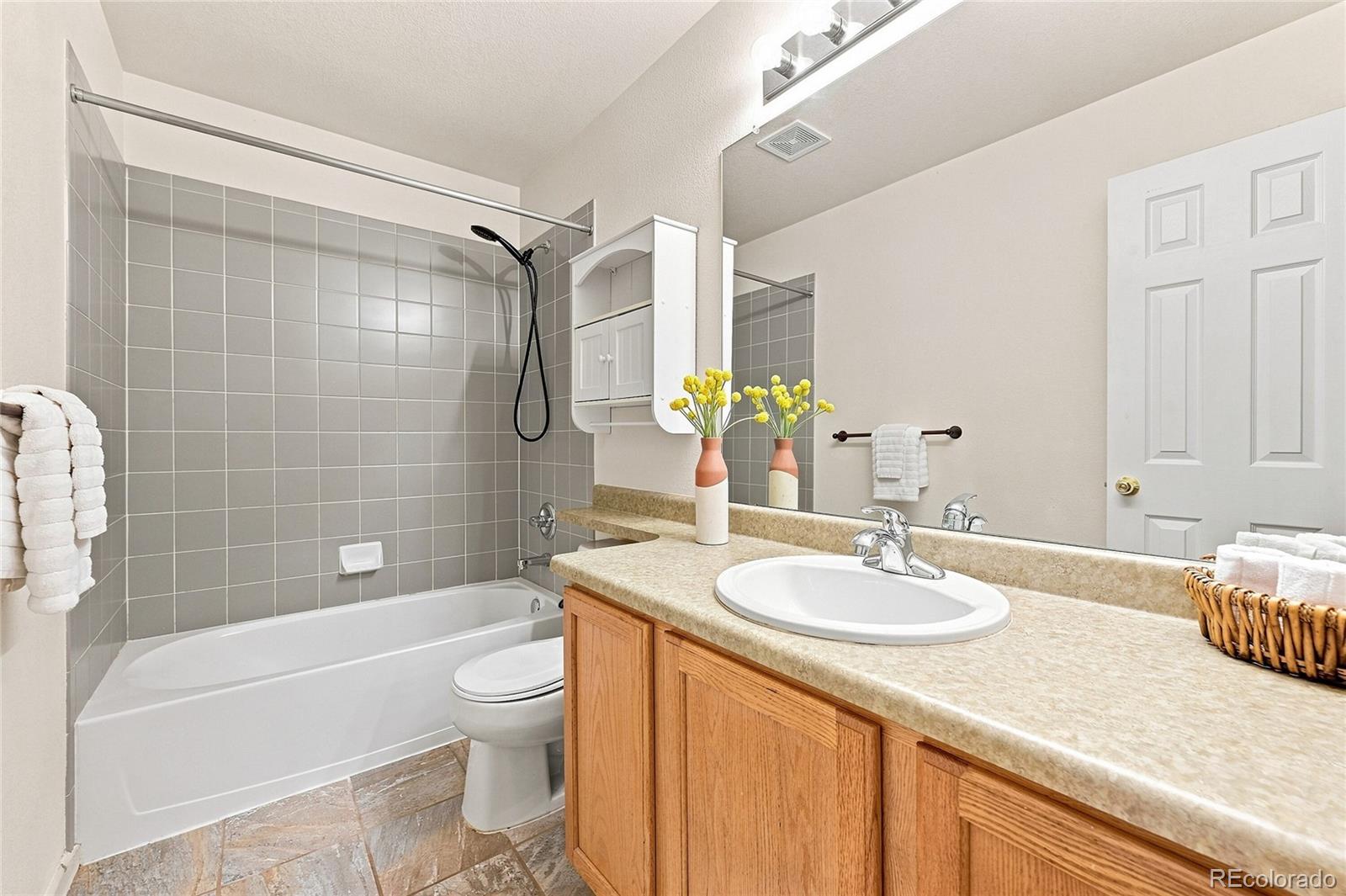 MLS Image #14 for 5910  dunraven way,golden, Colorado
