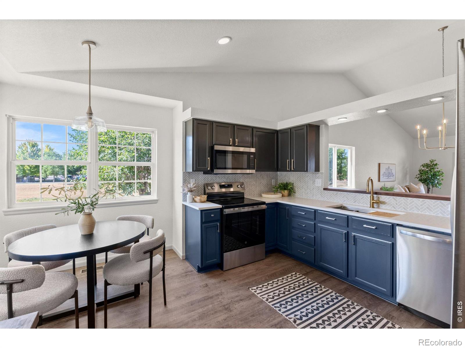 MLS Image #7 for 220  manor court,windsor, Colorado