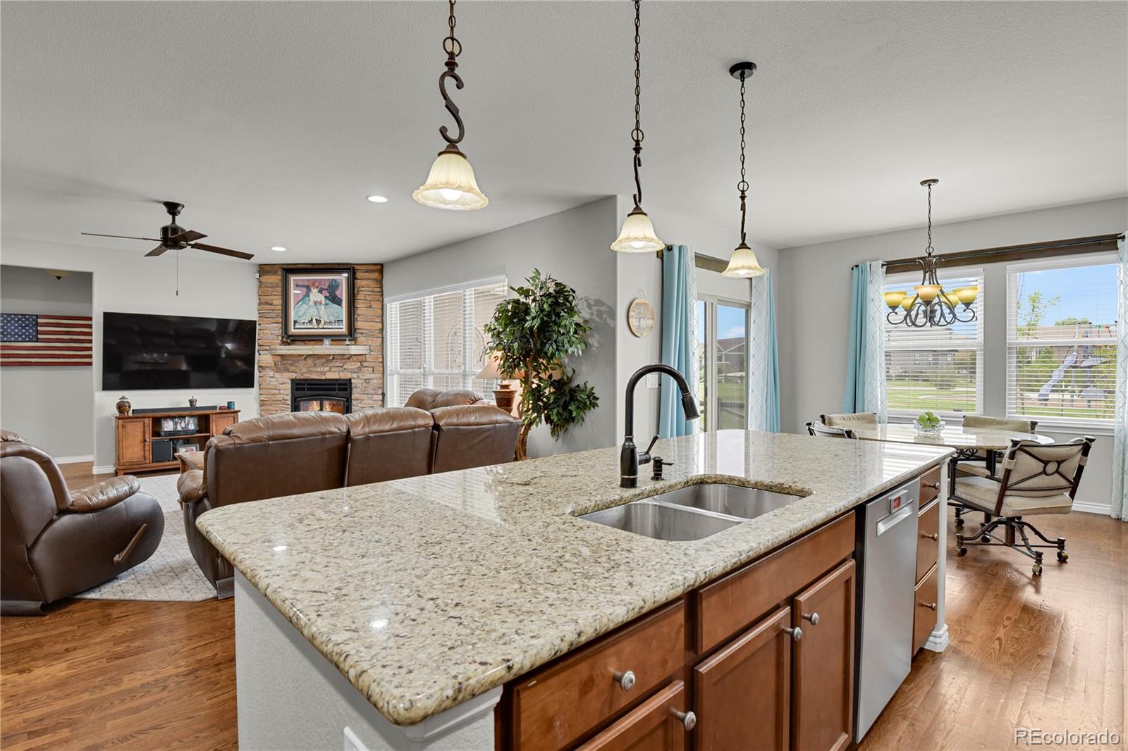 MLS Image #10 for 7158  spring linden court,colorado springs, Colorado
