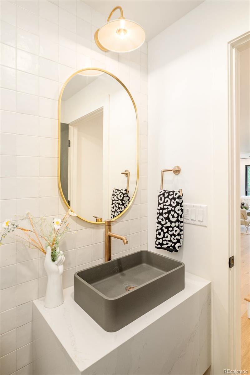 MLS Image #13 for 2417 s lafayette street,denver, Colorado