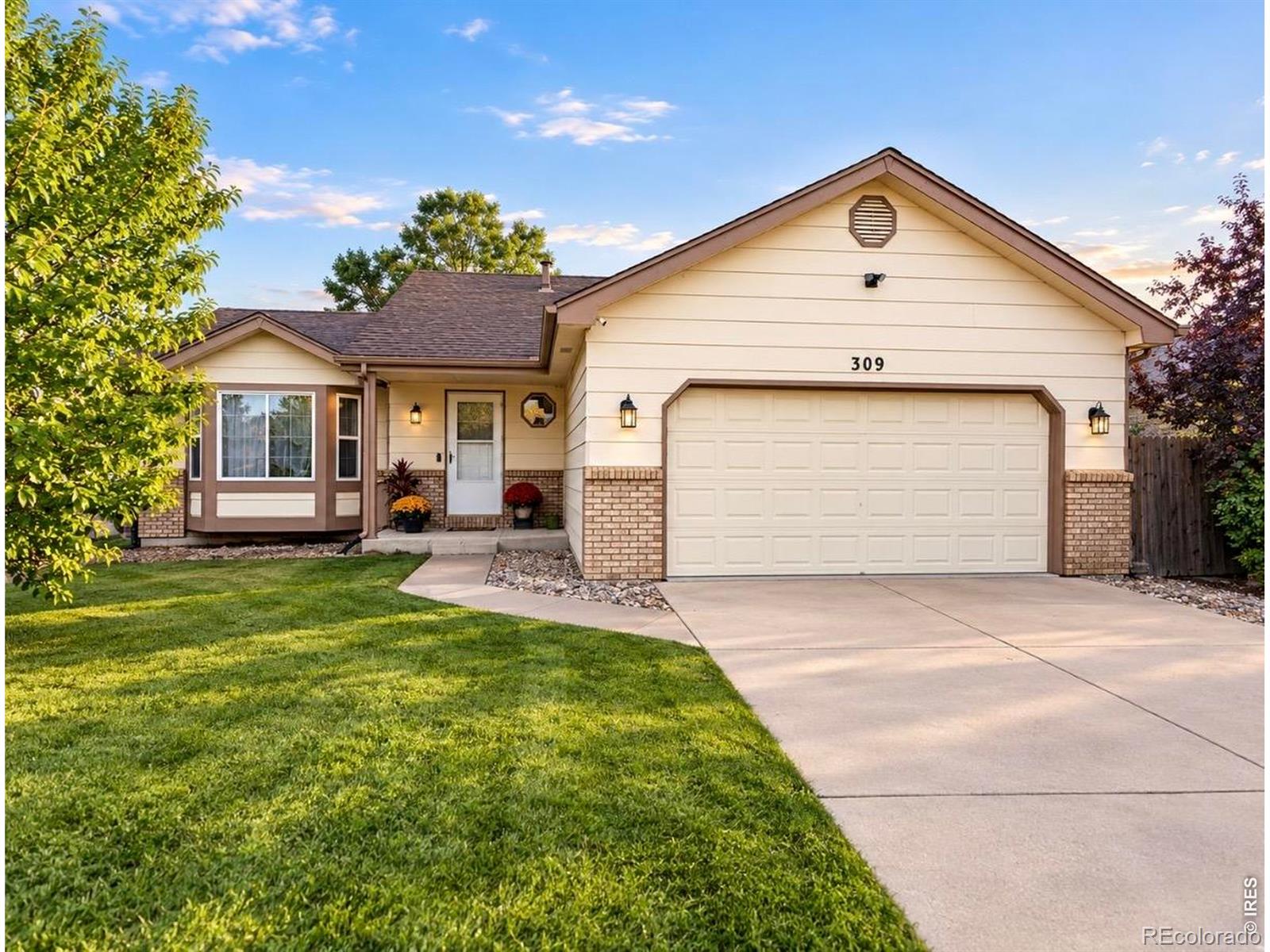 MLS Image #1 for 309  medinah avenue,johnstown, Colorado