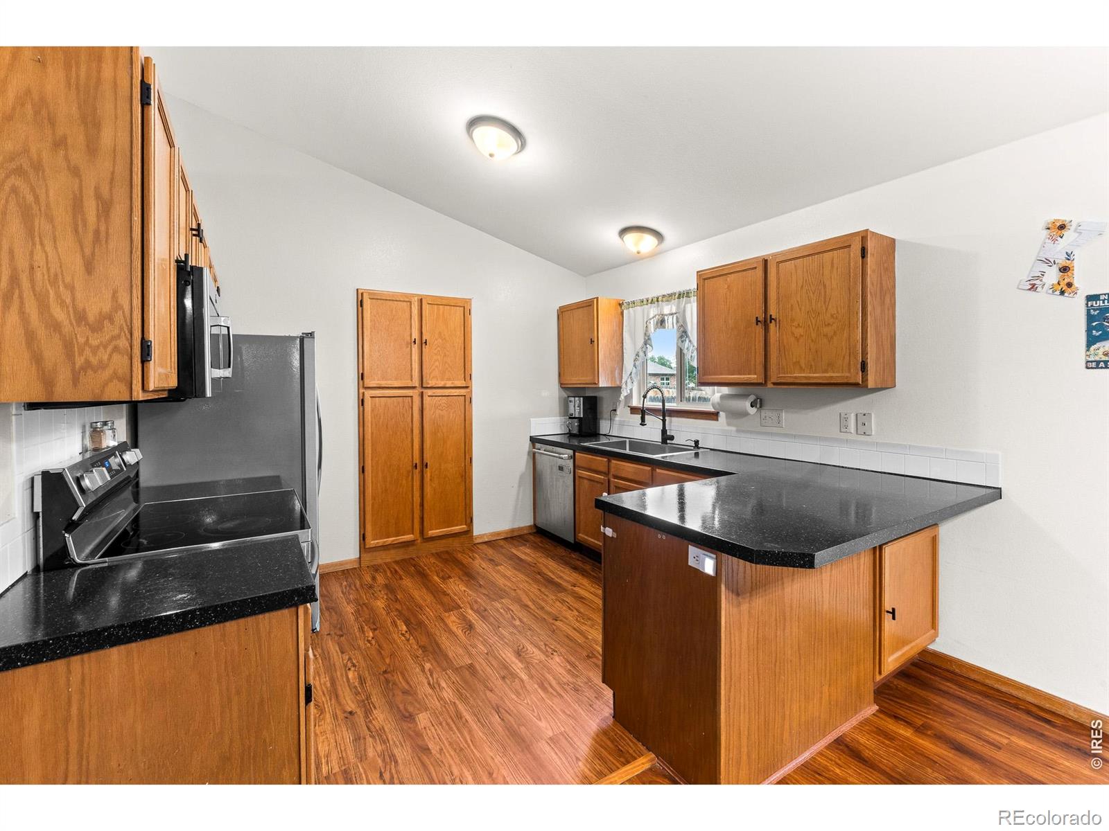 MLS Image #11 for 309  medinah avenue,johnstown, Colorado