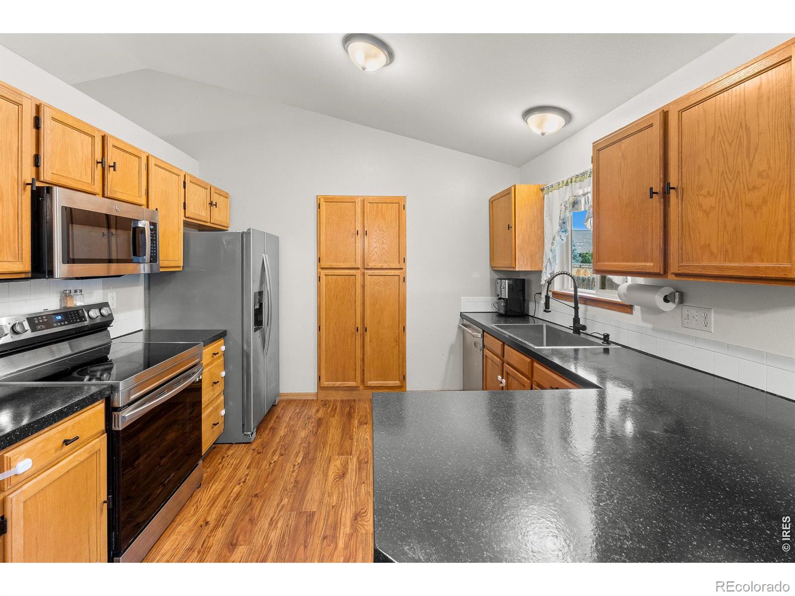MLS Image #13 for 309  medinah avenue,johnstown, Colorado