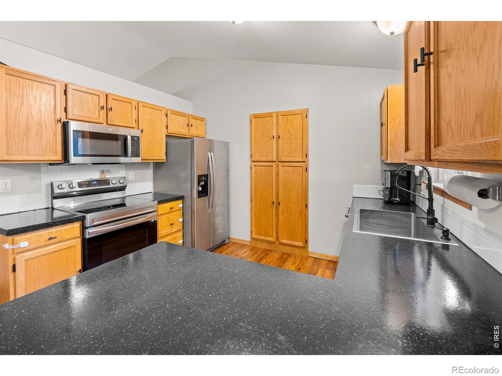 MLS Image #14 for 309  medinah avenue,johnstown, Colorado