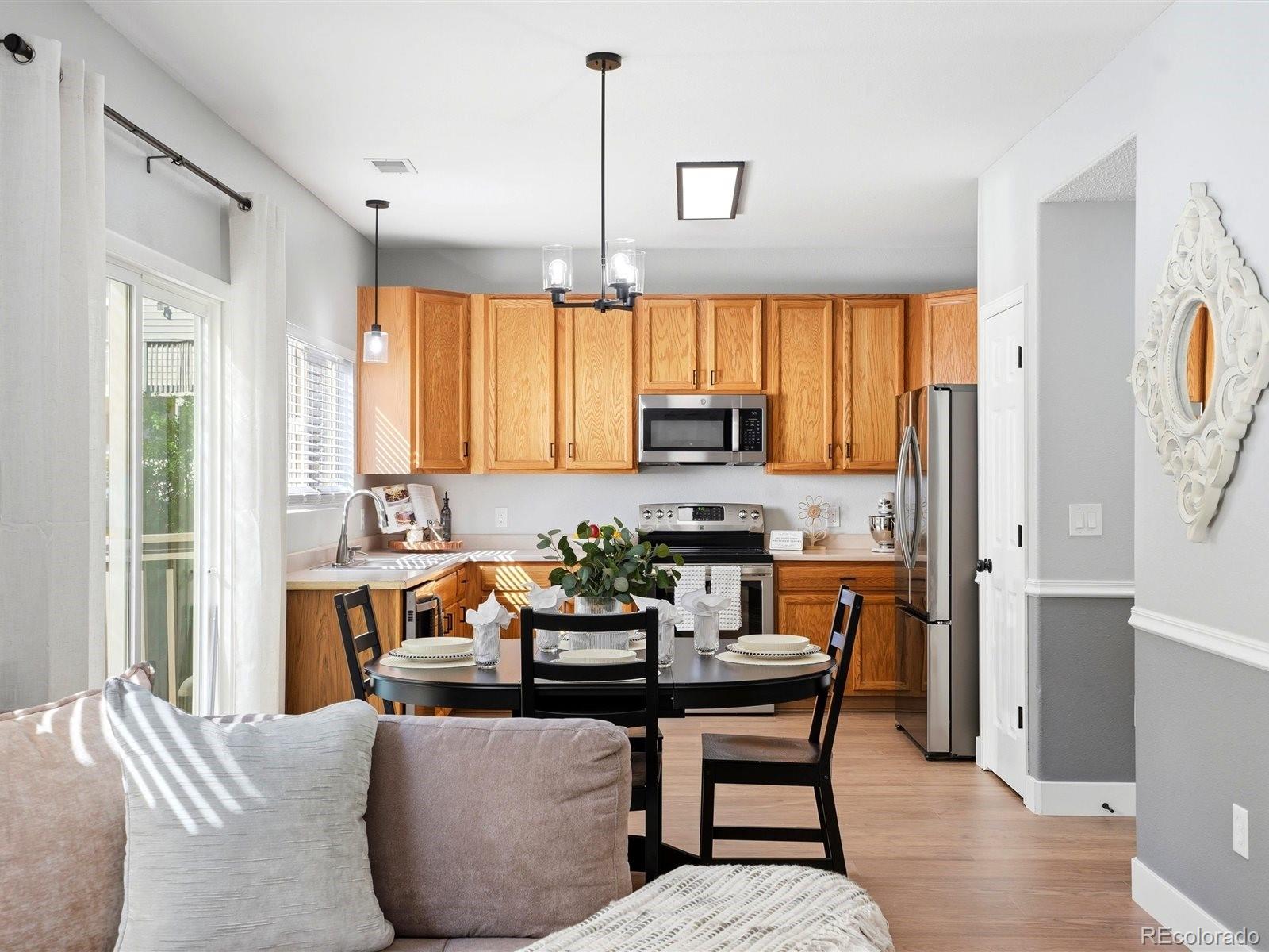 MLS Image #9 for 339  ivory circle,aurora, Colorado