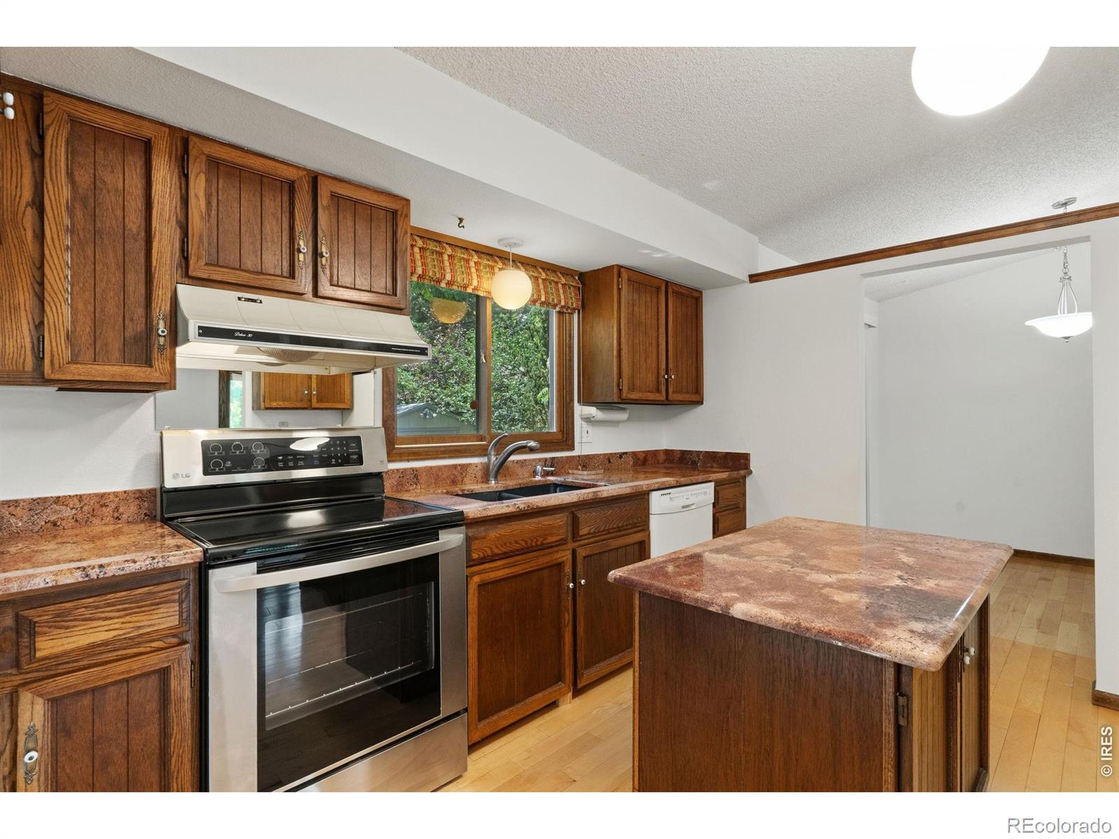 MLS Image #12 for 1319  centennial road,fort collins, Colorado