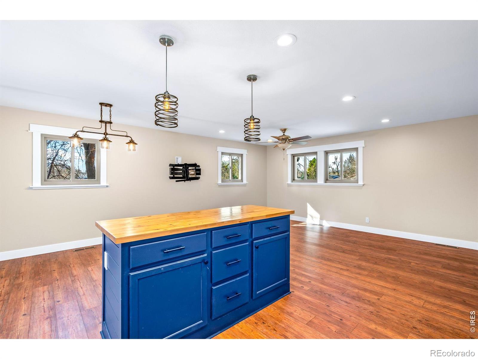 MLS Image #17 for 1028 e lake street,fort collins, Colorado