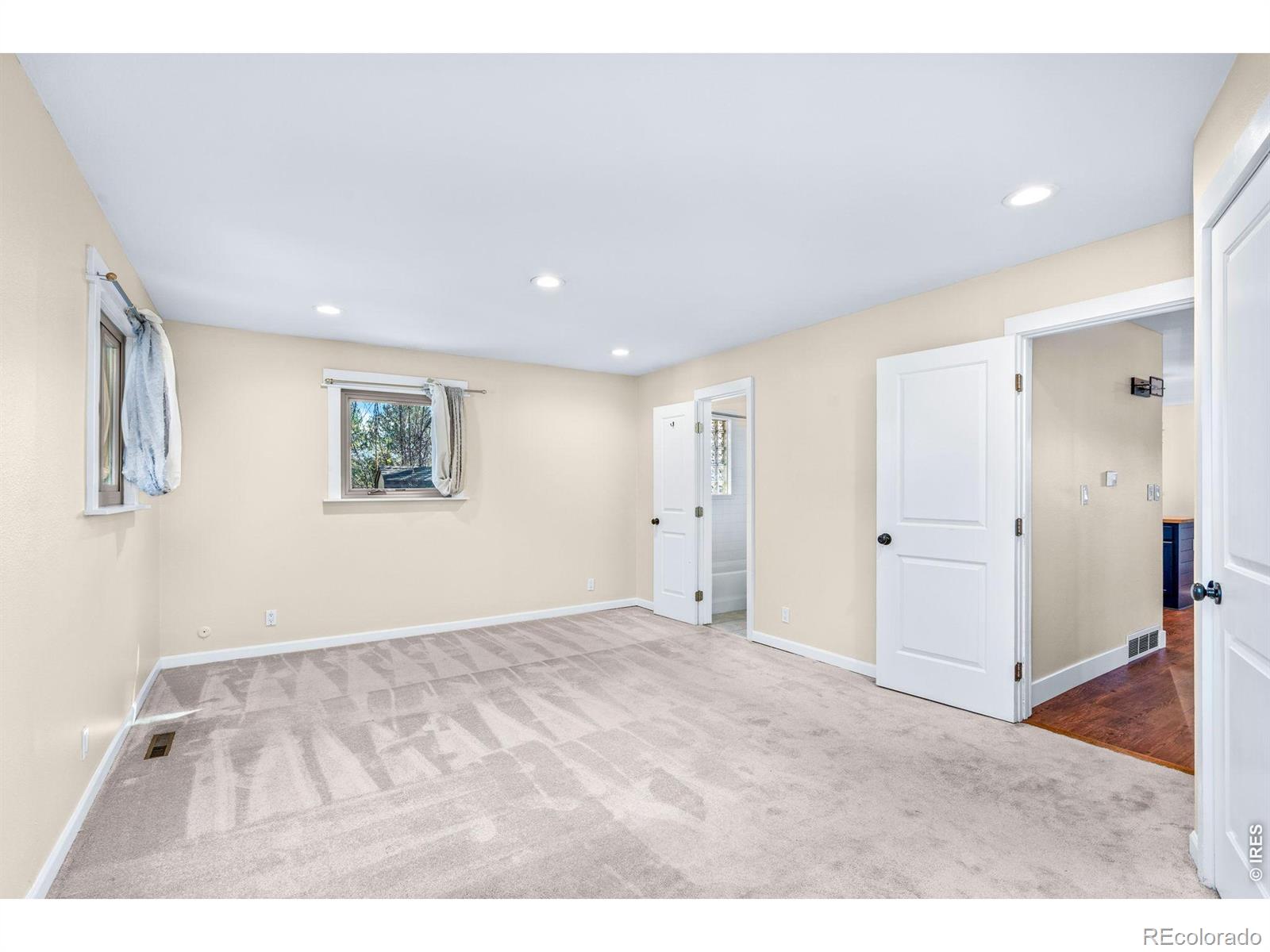 MLS Image #22 for 1028 e lake street,fort collins, Colorado