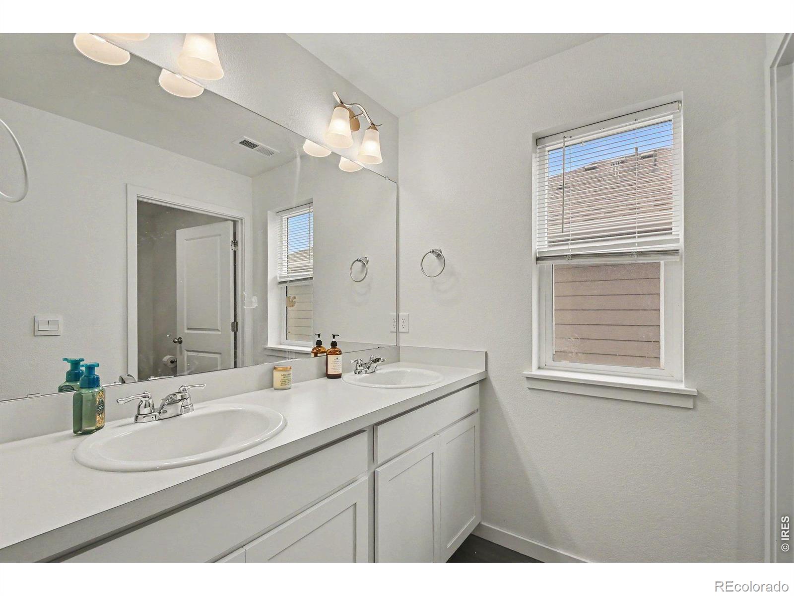 MLS Image #29 for 225  swallow road,johnstown, Colorado