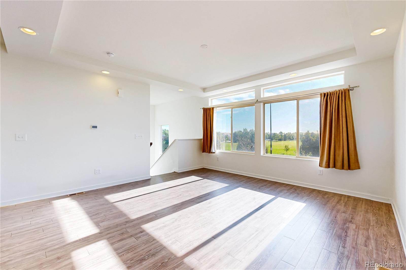 MLS Image #15 for 5038 n andes way,denver, Colorado