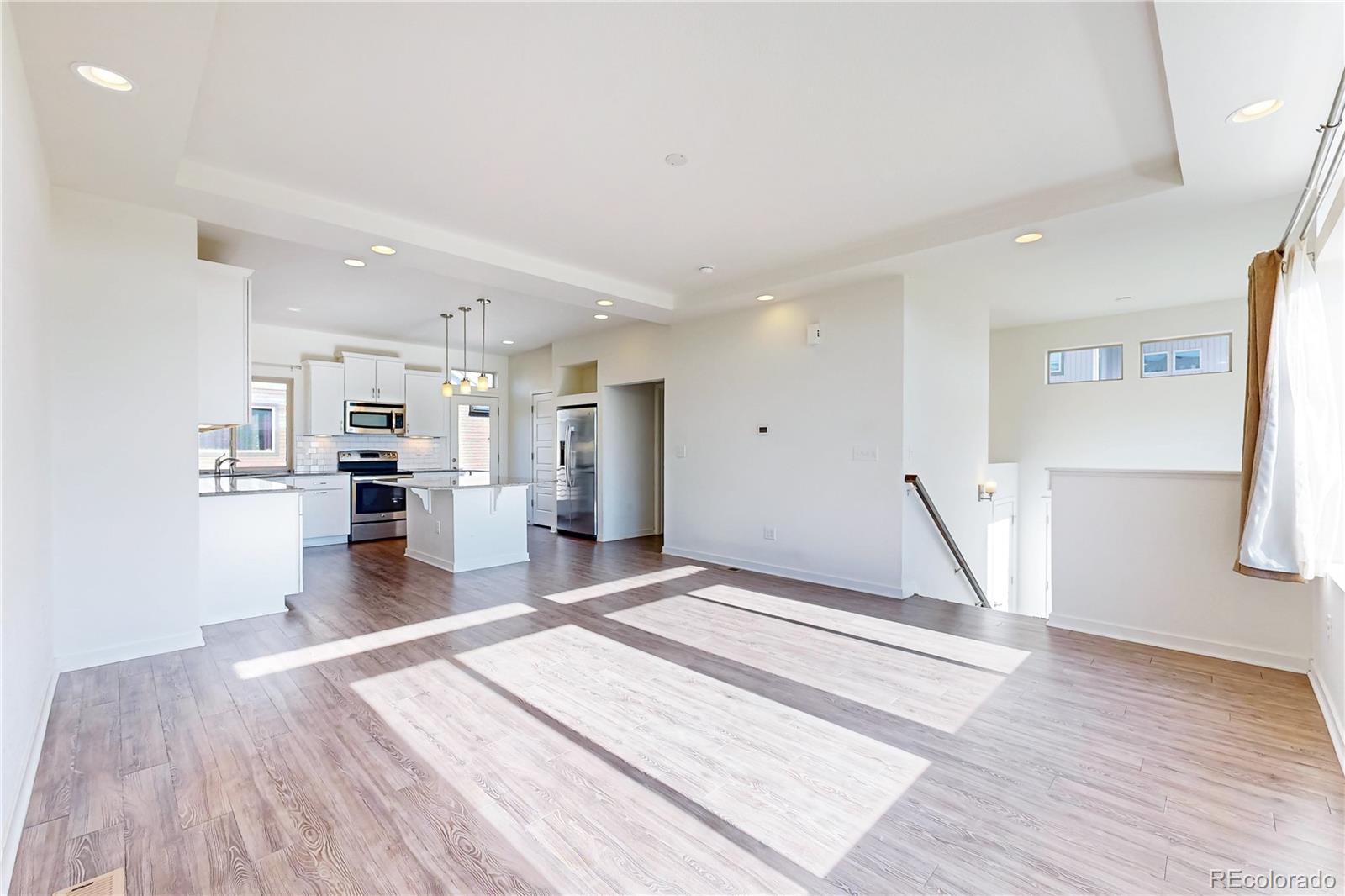 MLS Image #17 for 5038 n andes way,denver, Colorado